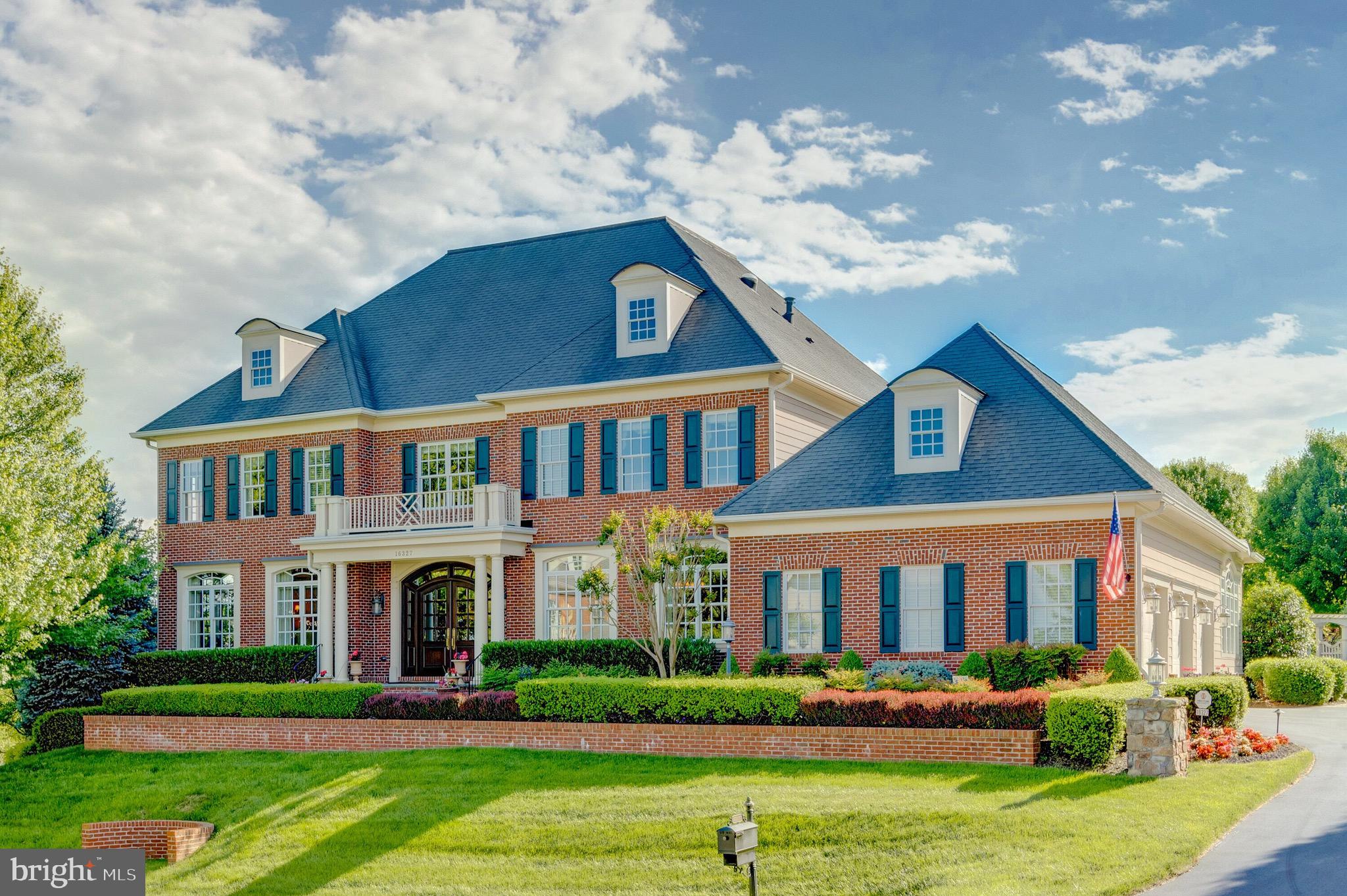 RASPBERRY FALLS - Residential