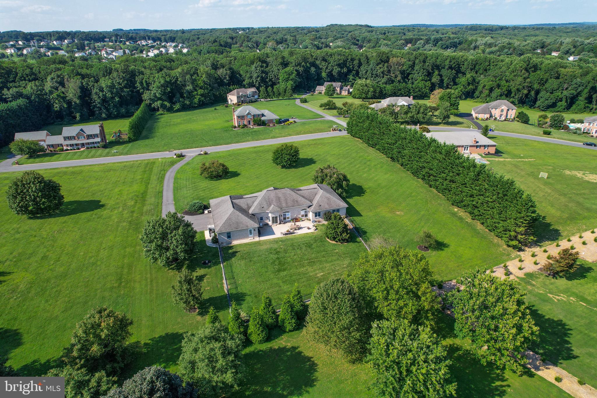 HUNT FIELDS - Residential