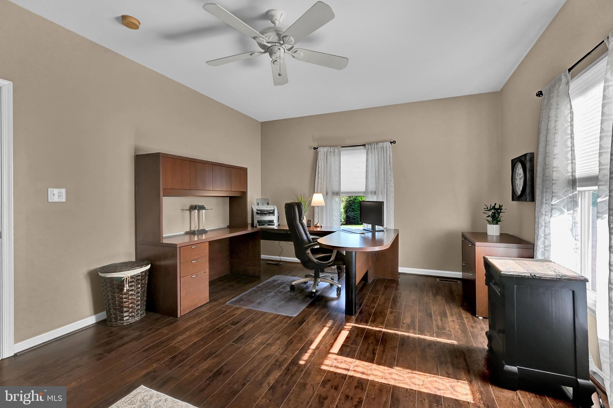 HUNT FIELDS - Residential