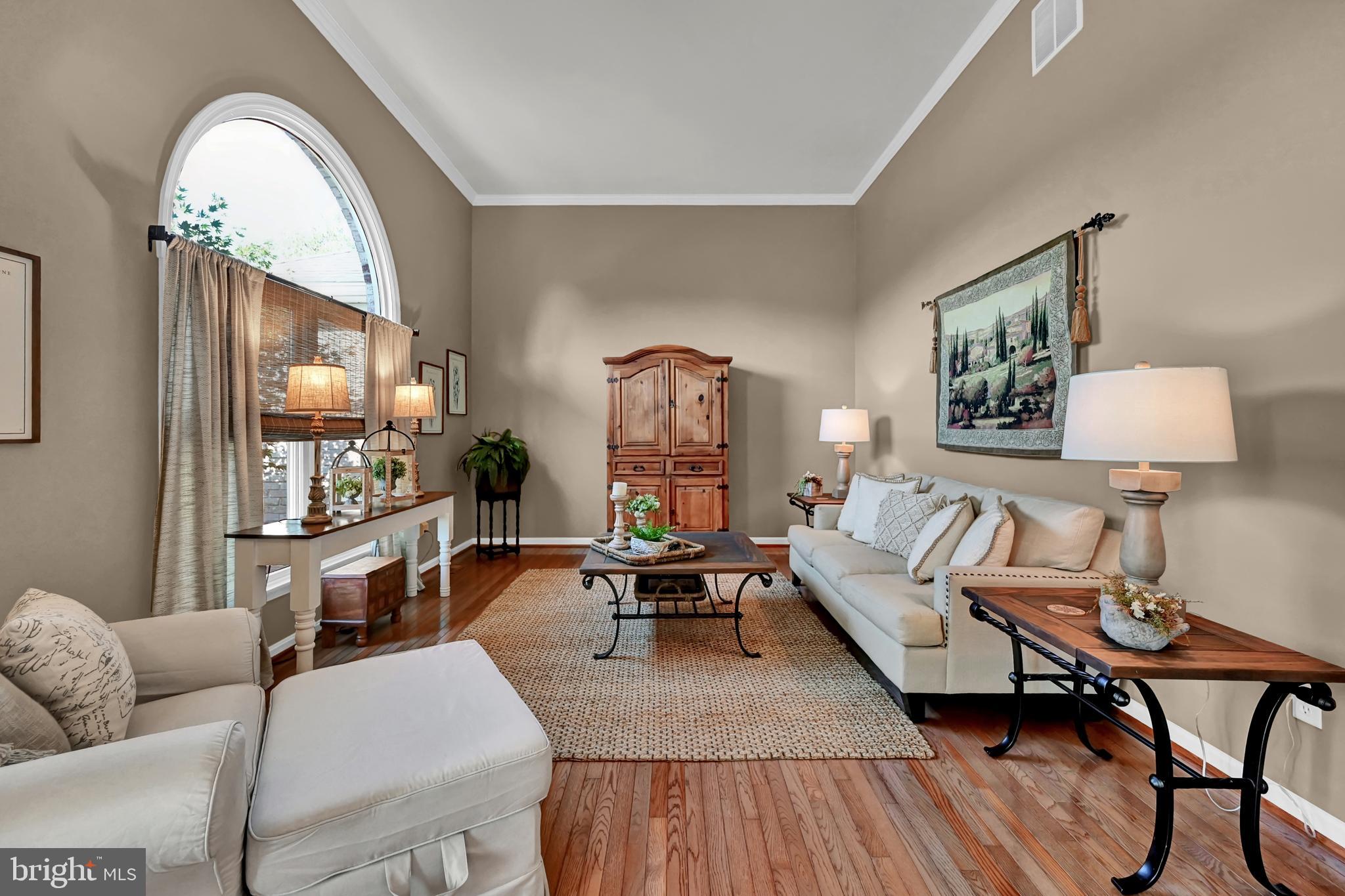 HUNT FIELDS - Residential