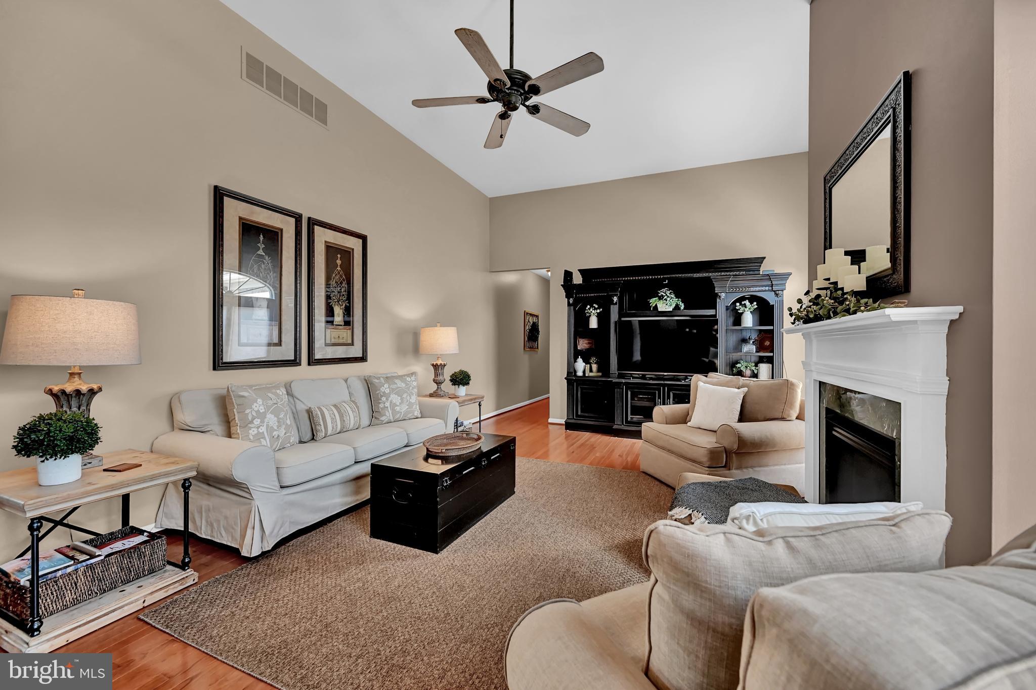 HUNT FIELDS - Residential