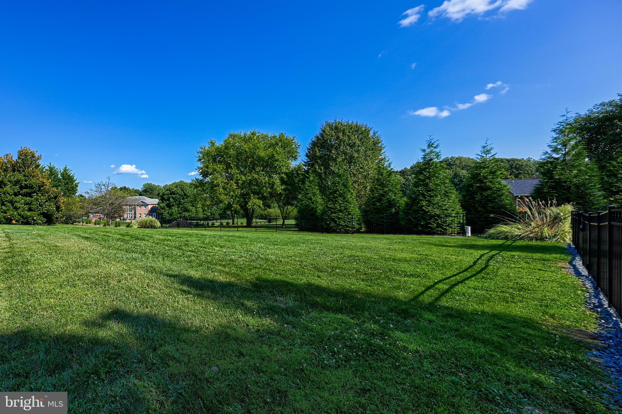 HUNT FIELDS - Residential