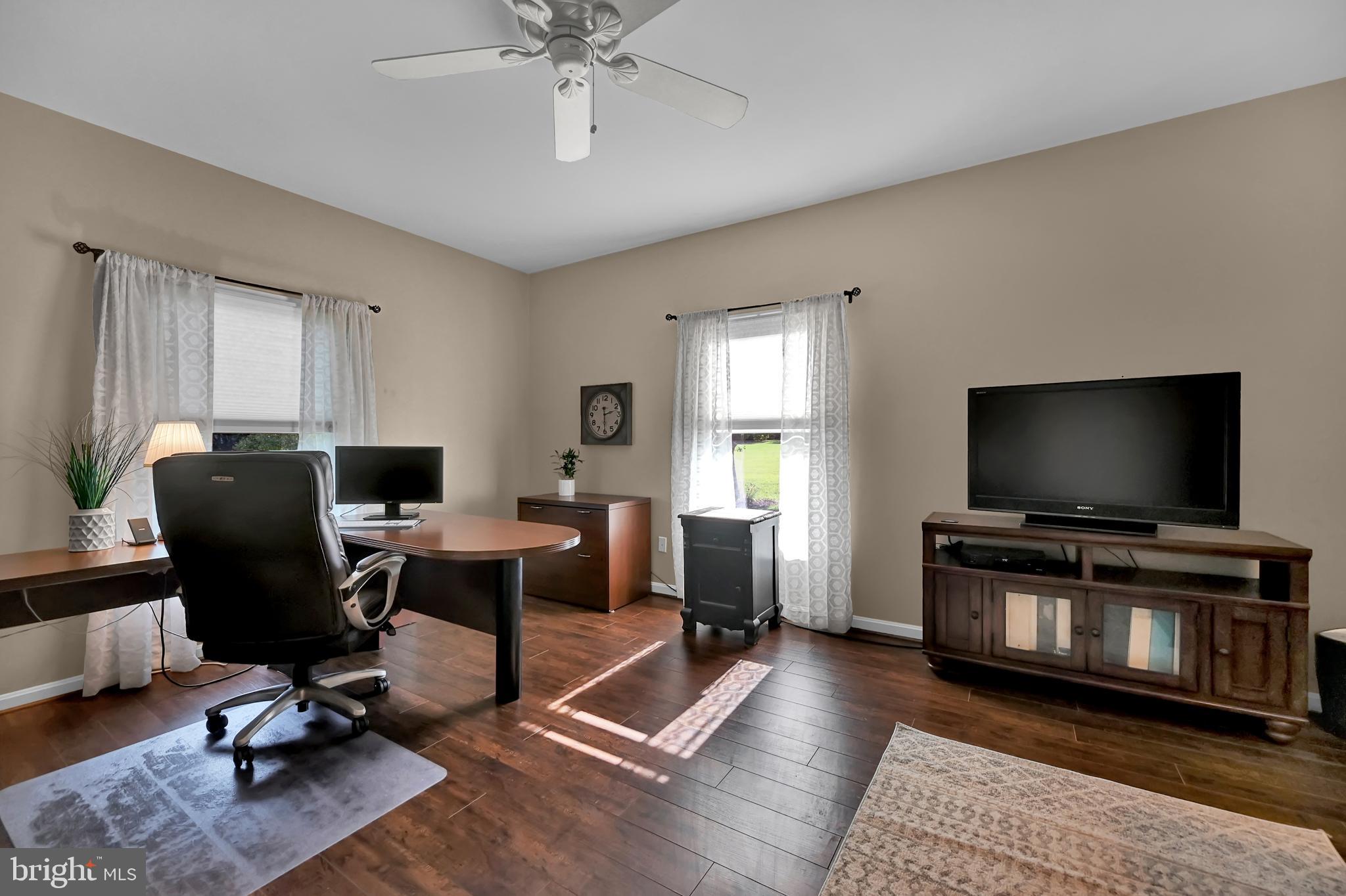 HUNT FIELDS - Residential