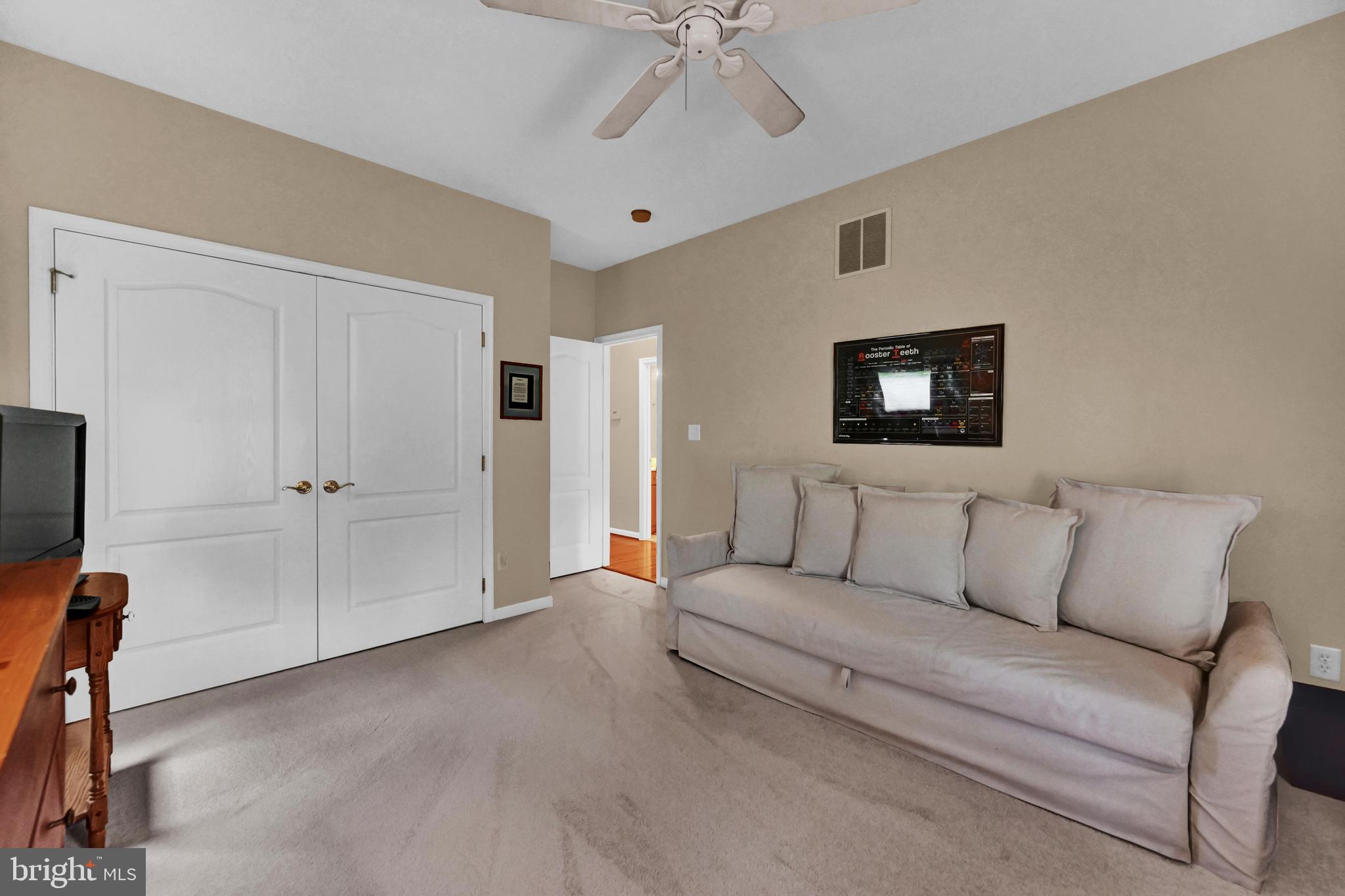 HUNT FIELDS - Residential