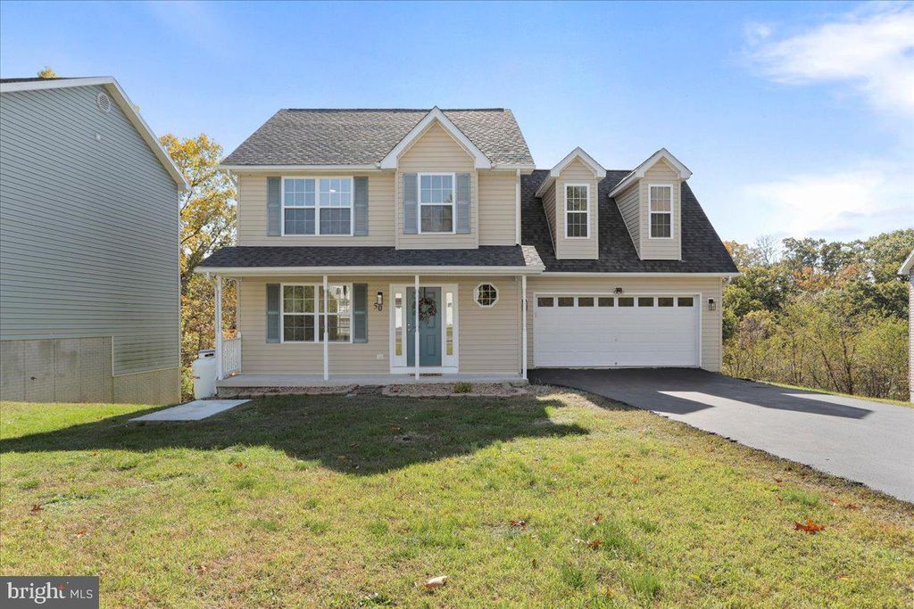 Photo of 50 Jewels Court, MARTINSBURG, WV 25404 (MLS # WVBE2045356)