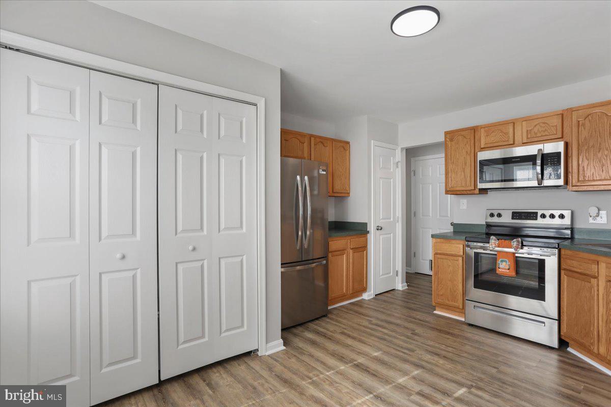 FOREST HILLS - Residential