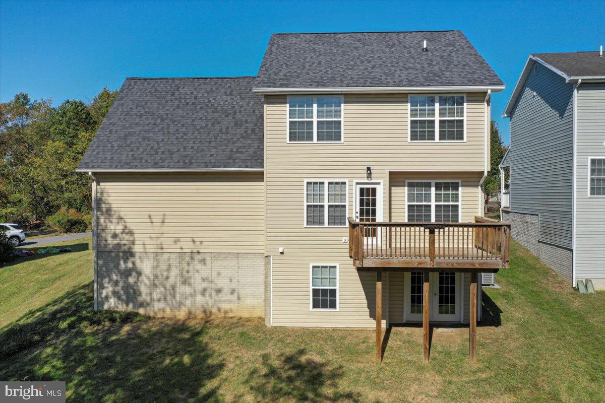 FOREST HILLS - Residential