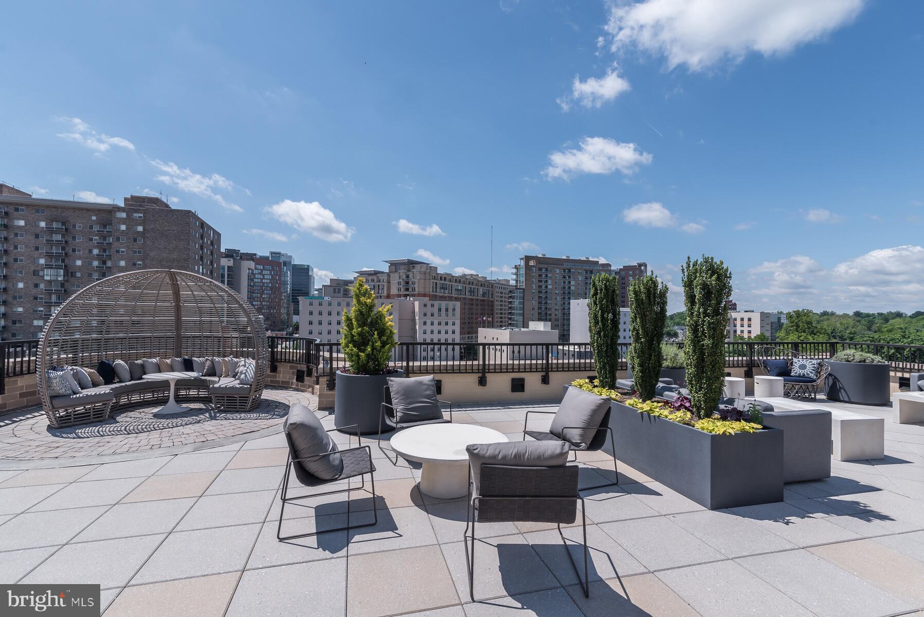 STONEHALL - Residential