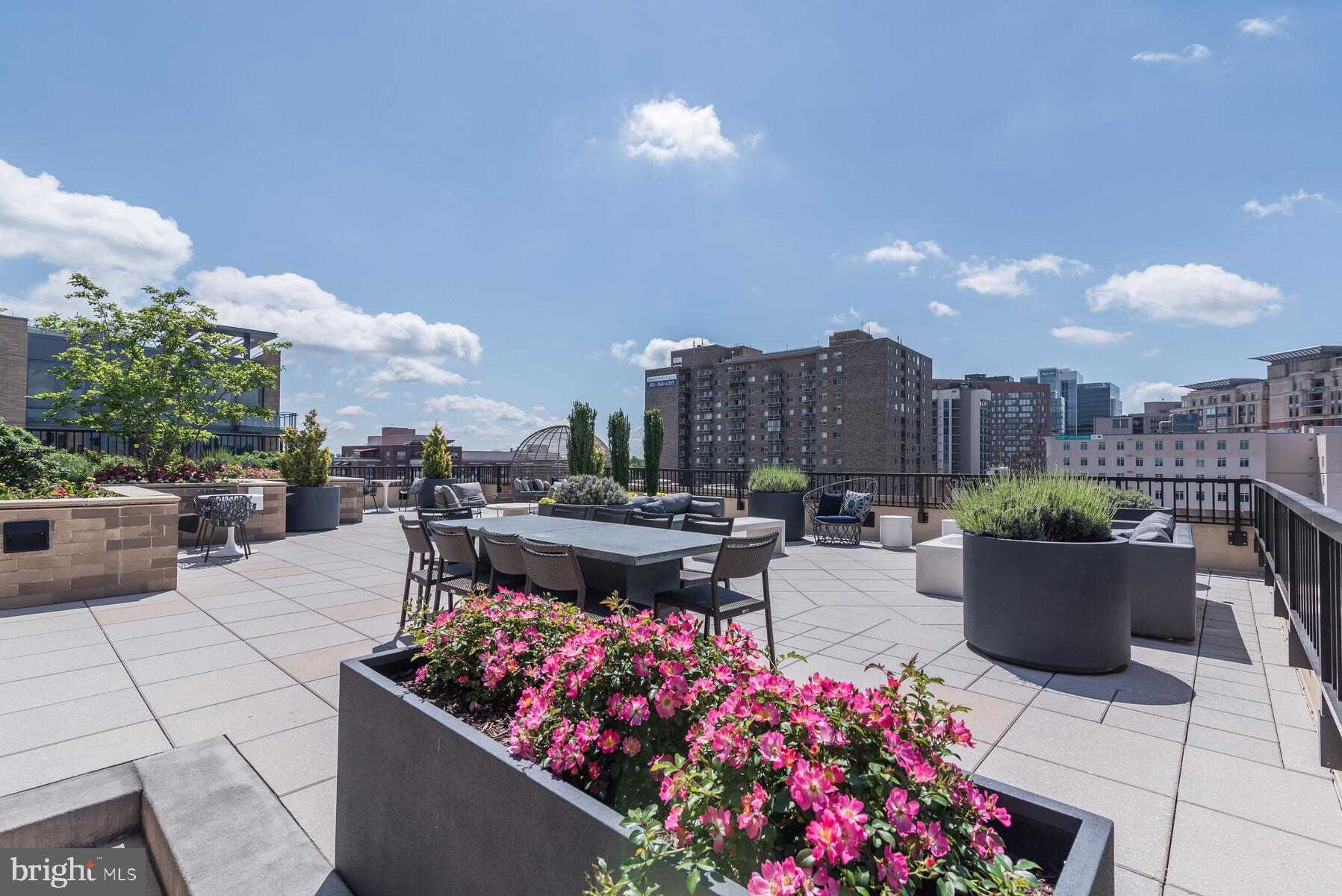 STONEHALL - Residential