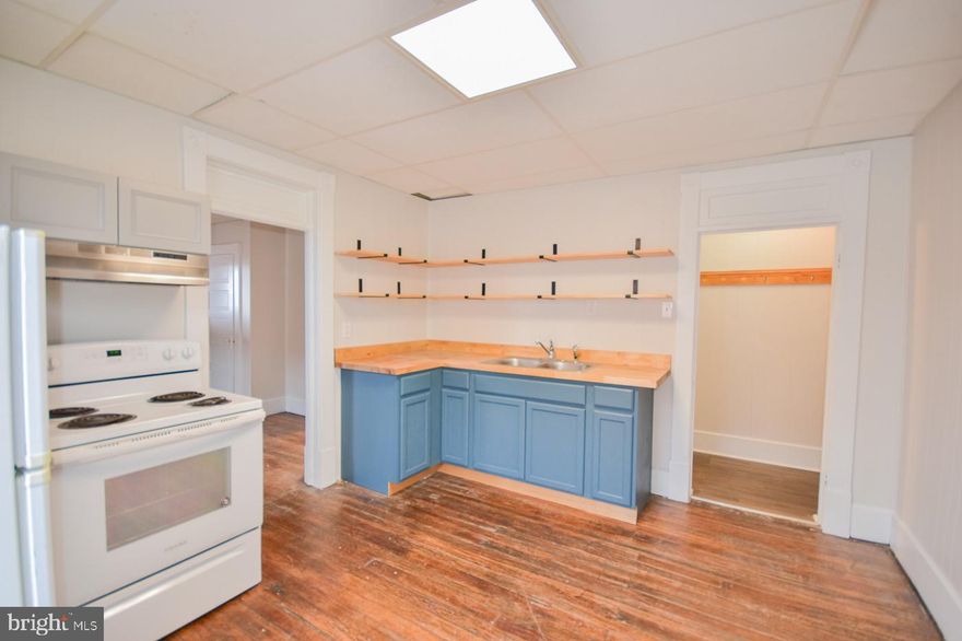 A unique opportunity to move into a nice downtown apartment at an all inclusive price. Rent includes electricity ($125.00 cap), water, sewer and trash.