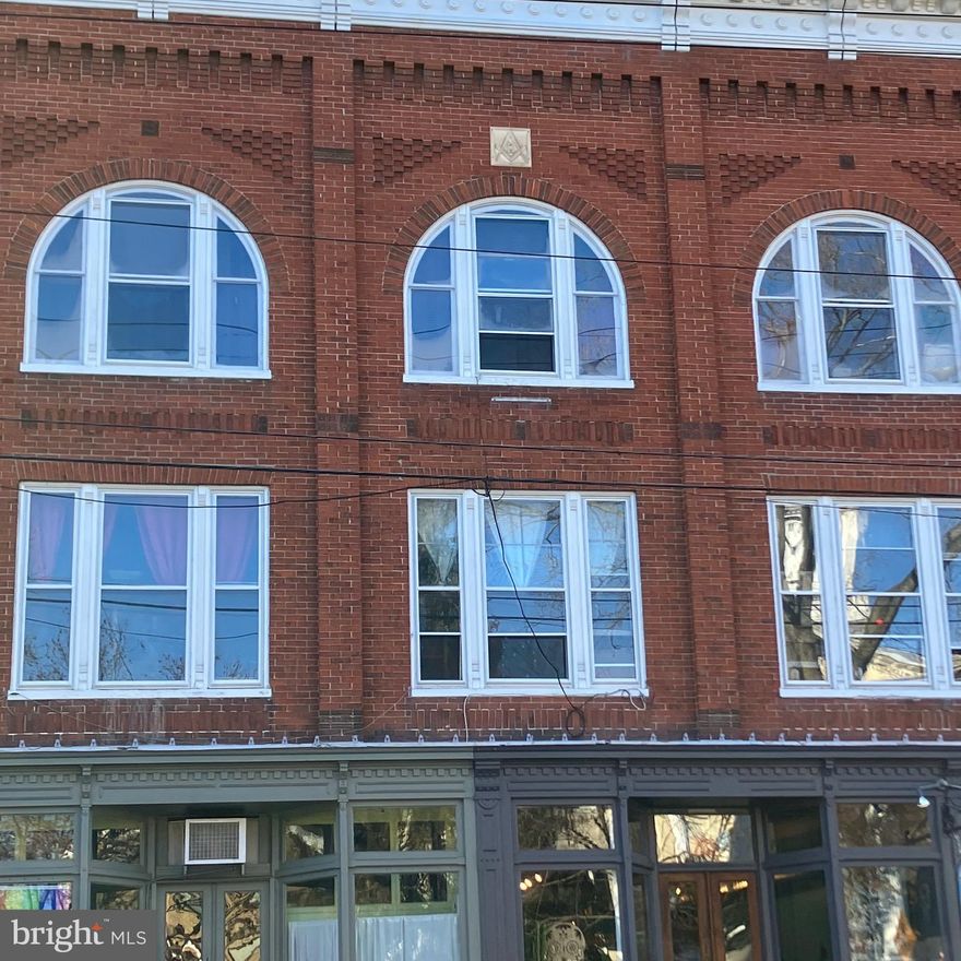 Downtown Shepherdstown across from Shepherd University - 2 bedroom, 1 bath apartment on 2nd floor - rear of building. New floors, paint, and granite countertops.  Includes Stainless Steel appliances and a washer/dryer in the unit. 1 reserved parking space on site.  Pets allowed on a case by case basis. $500 pet deposit.  Available immediately.  Owner is a licensed real estate agent.