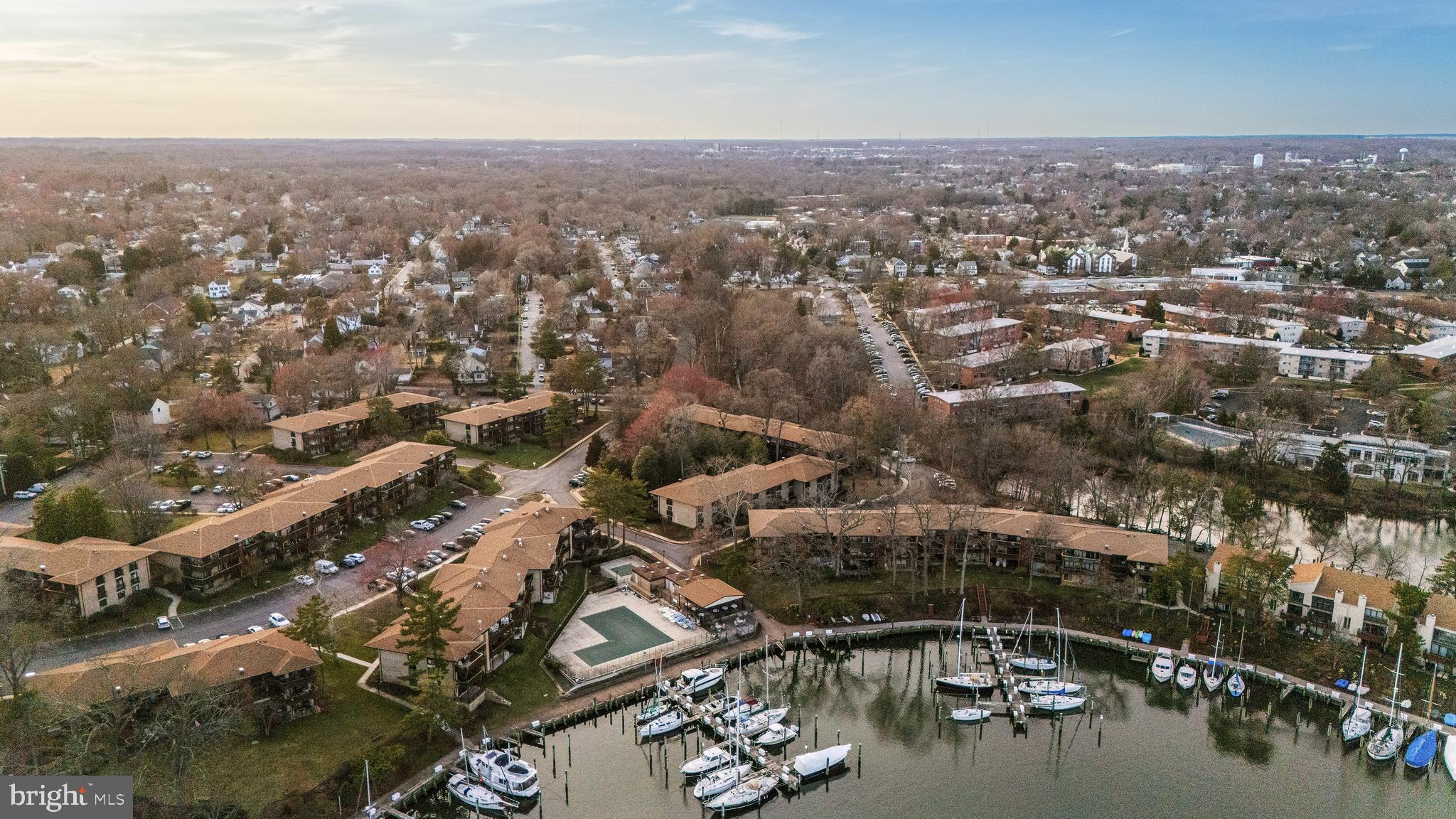 SEVERN HOUSE - Residential