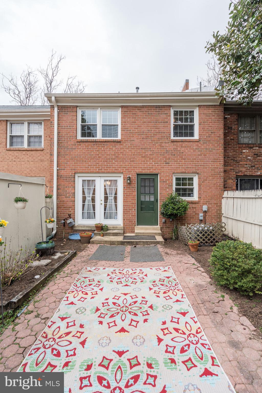 CHARLESTOWN - Residential