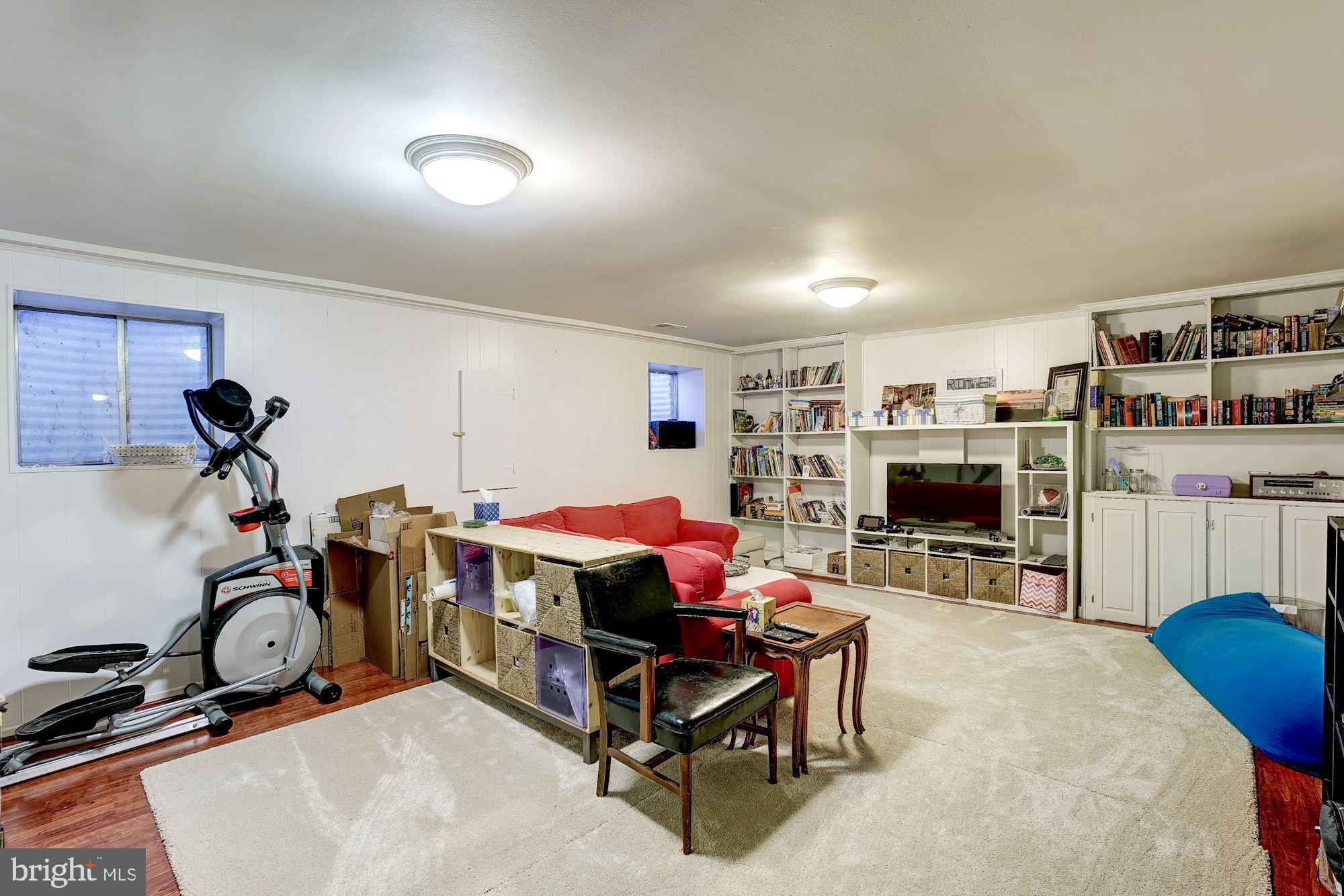 CHARLESTOWN - Residential