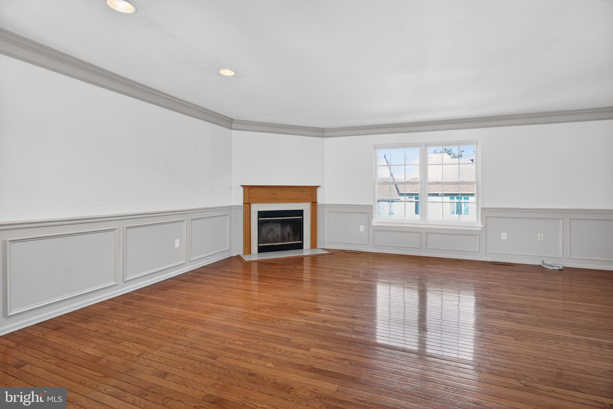 4101 QUAKER COURT