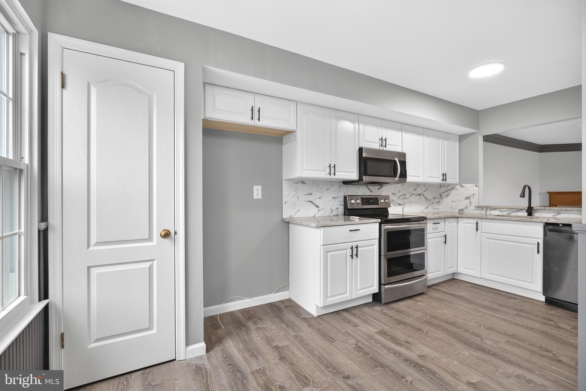 4101 QUAKER COURT