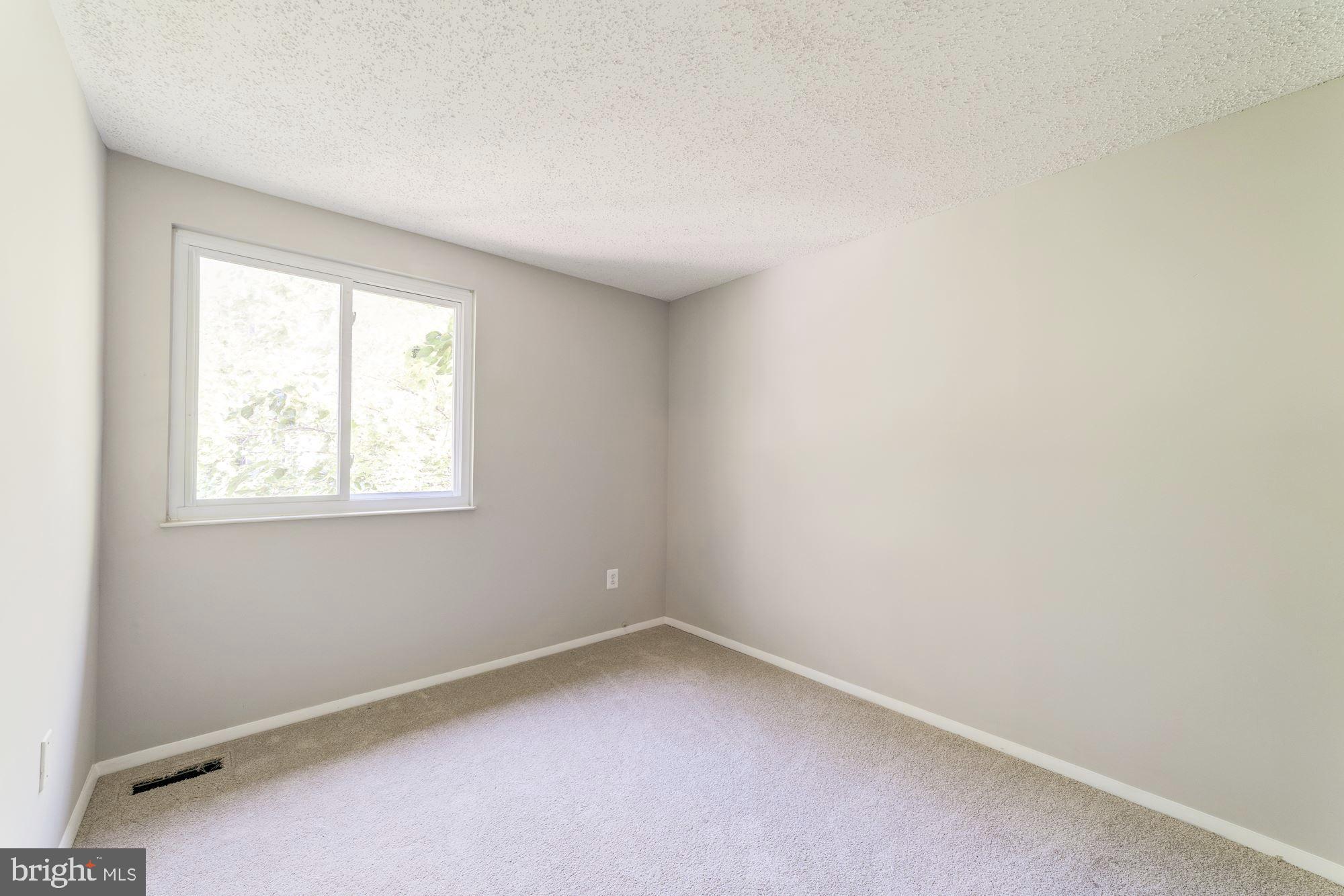 BURKE CENTRE - Residential