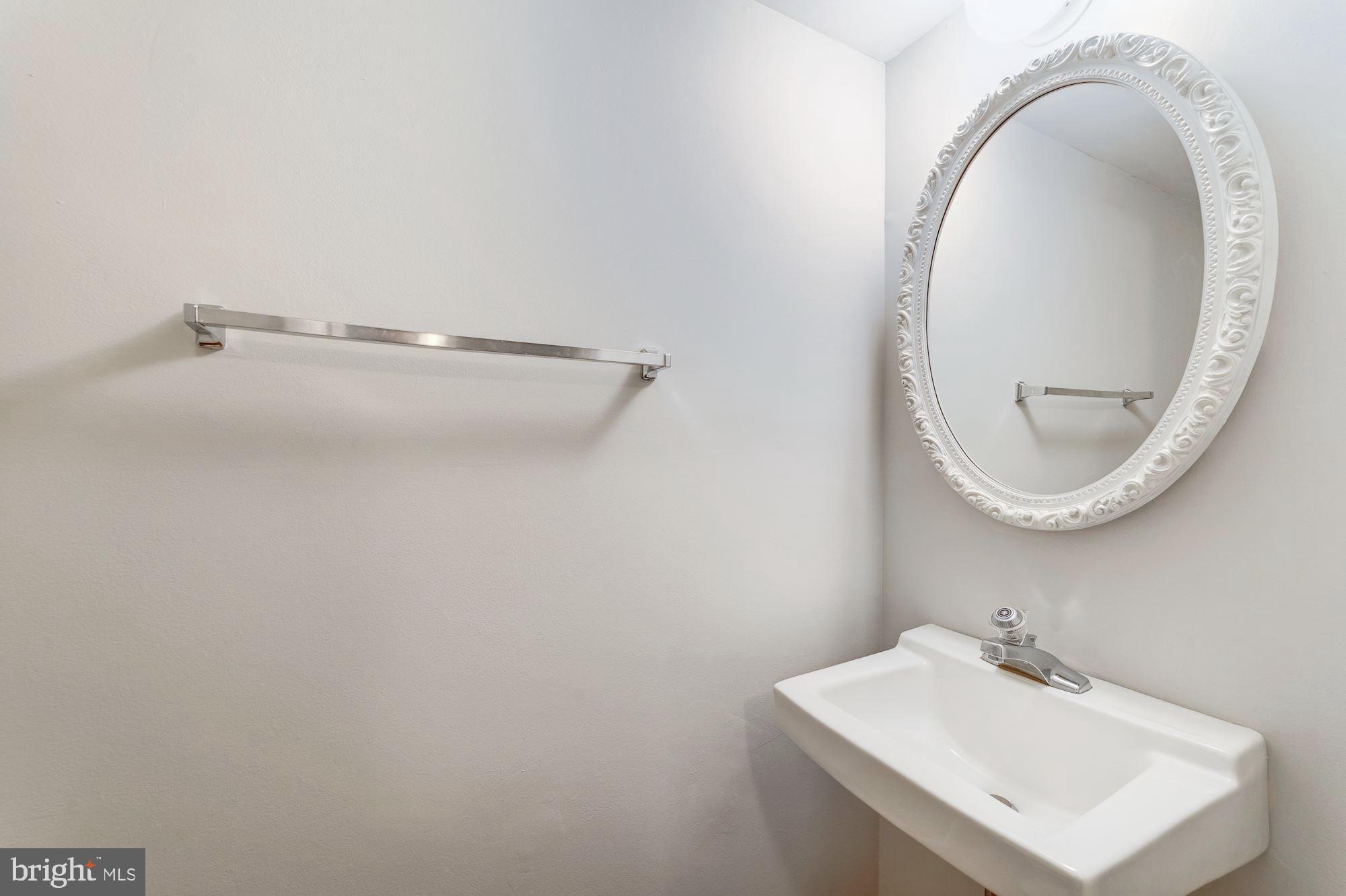 BURKE CENTRE - Residential