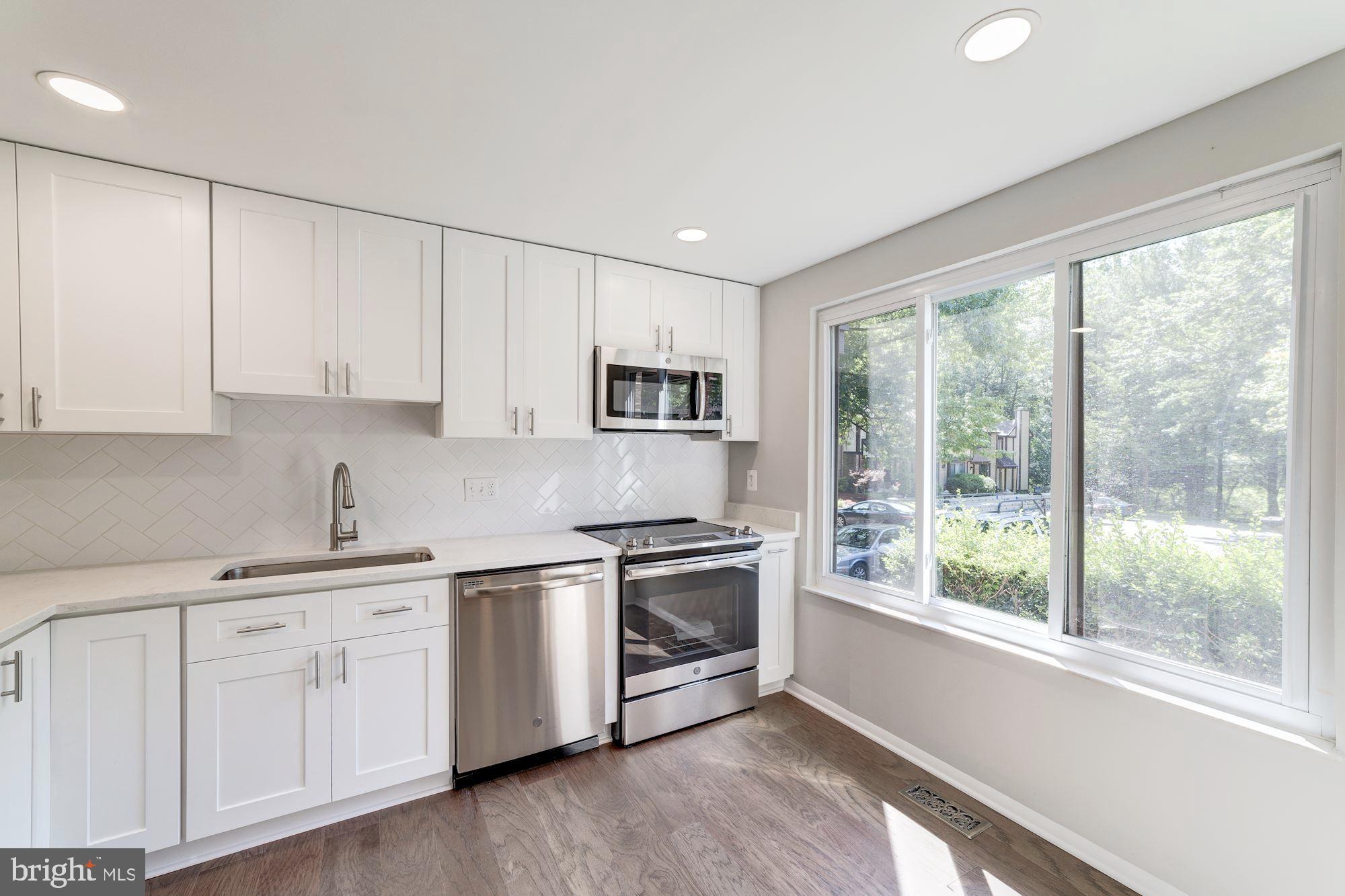 BURKE CENTRE - Residential