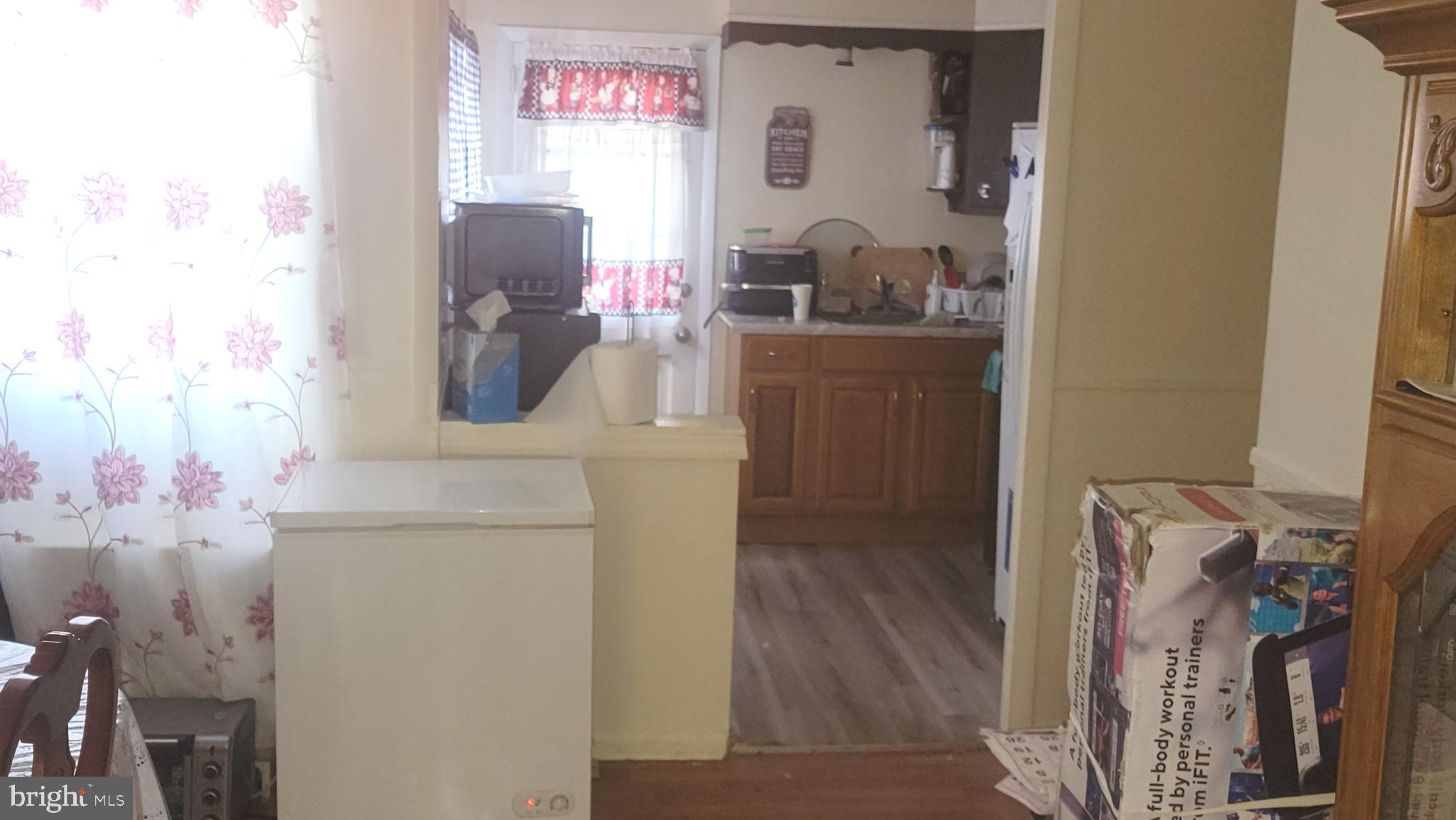 1939 WOODVALE AVENUE