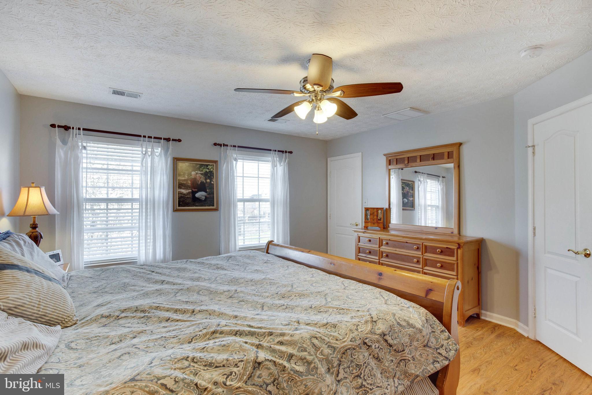 RICHFIELD STATION VILLAGE - Residential