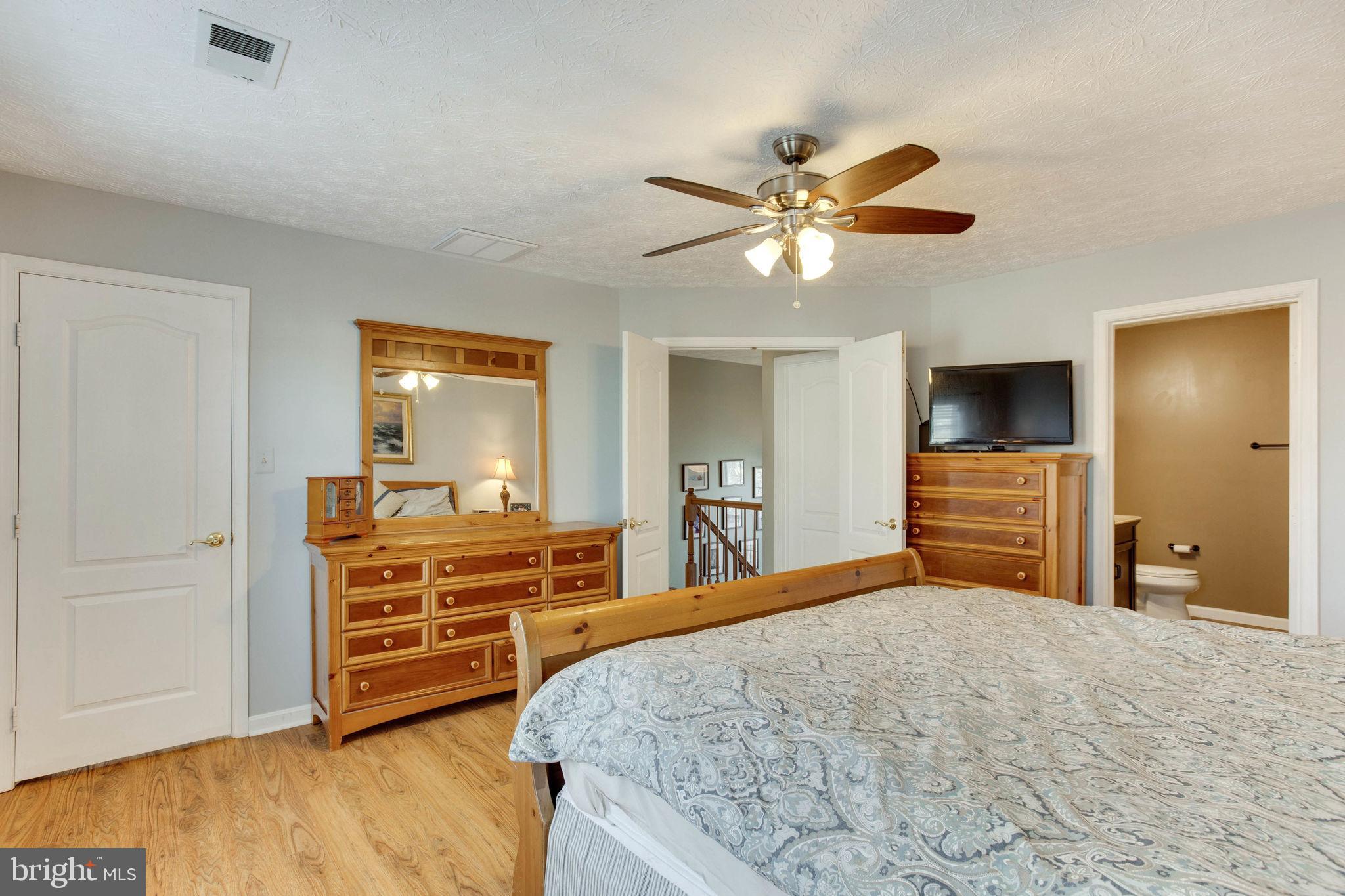 RICHFIELD STATION VILLAGE - Residential