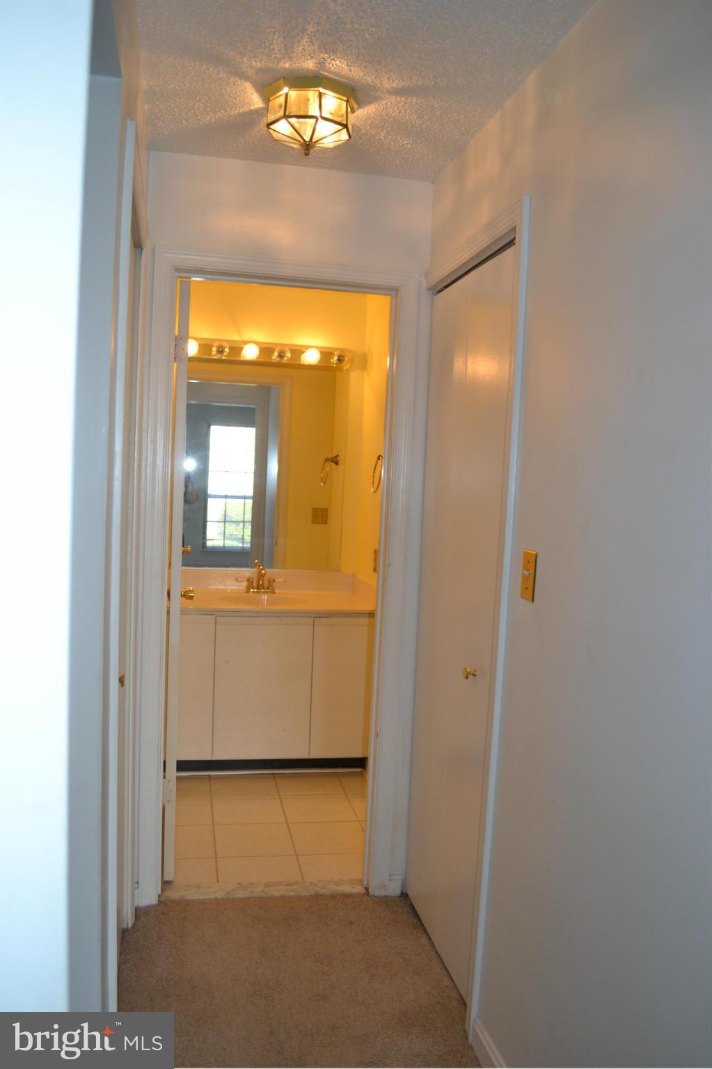 VICTORIA CROSSINGS AT MANCHESTER LAKES - Residential