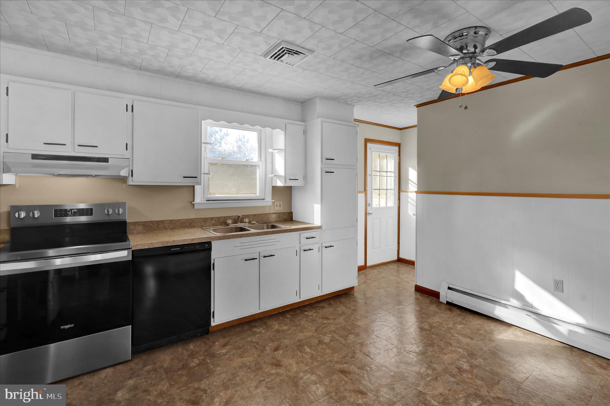 BRYN MAWR ESTATES - Residential