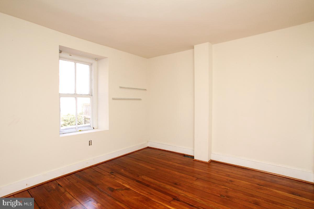 MANAYUNK - Residential Lease