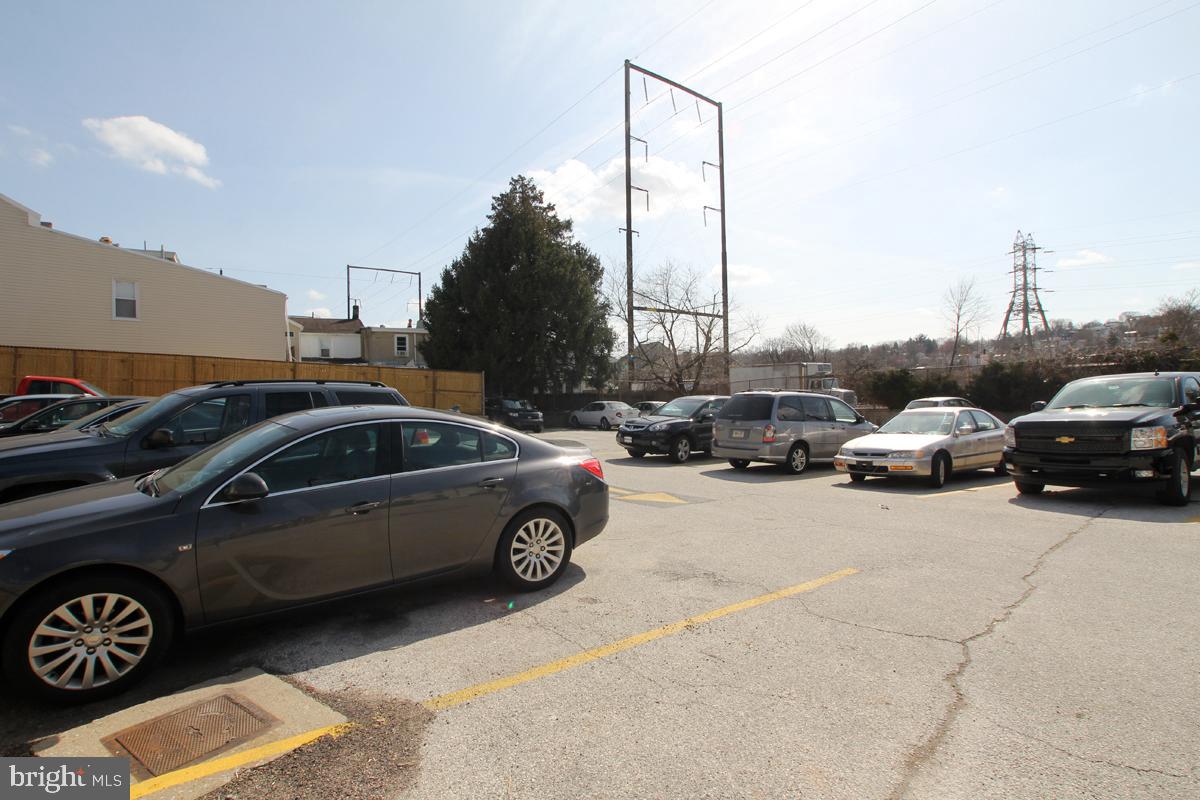 MANAYUNK - Residential Lease