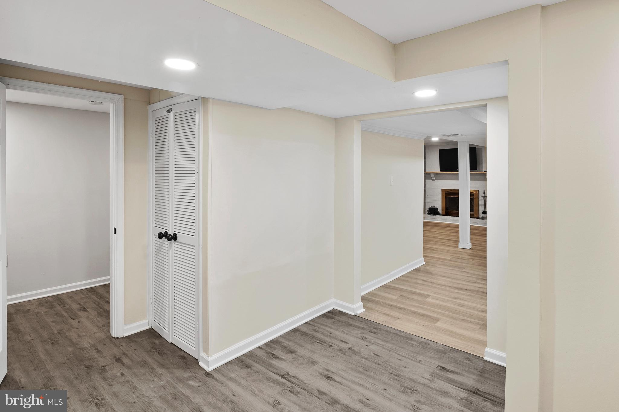 CEDARHURST - Residential