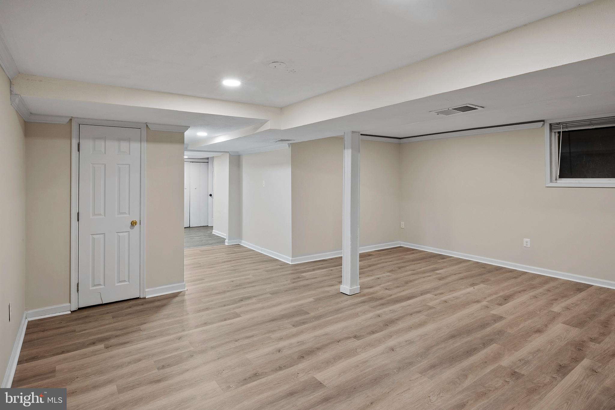 CEDARHURST - Residential