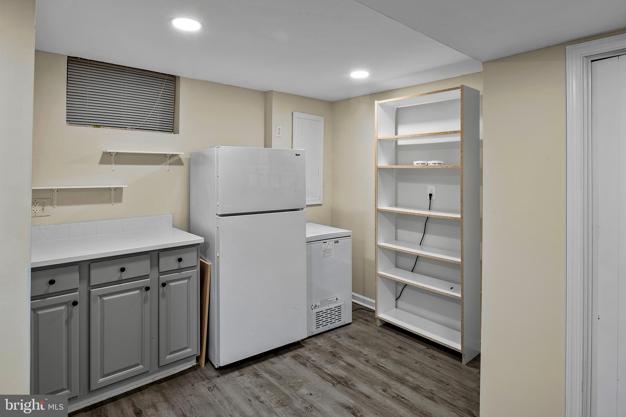 CEDARHURST - Residential