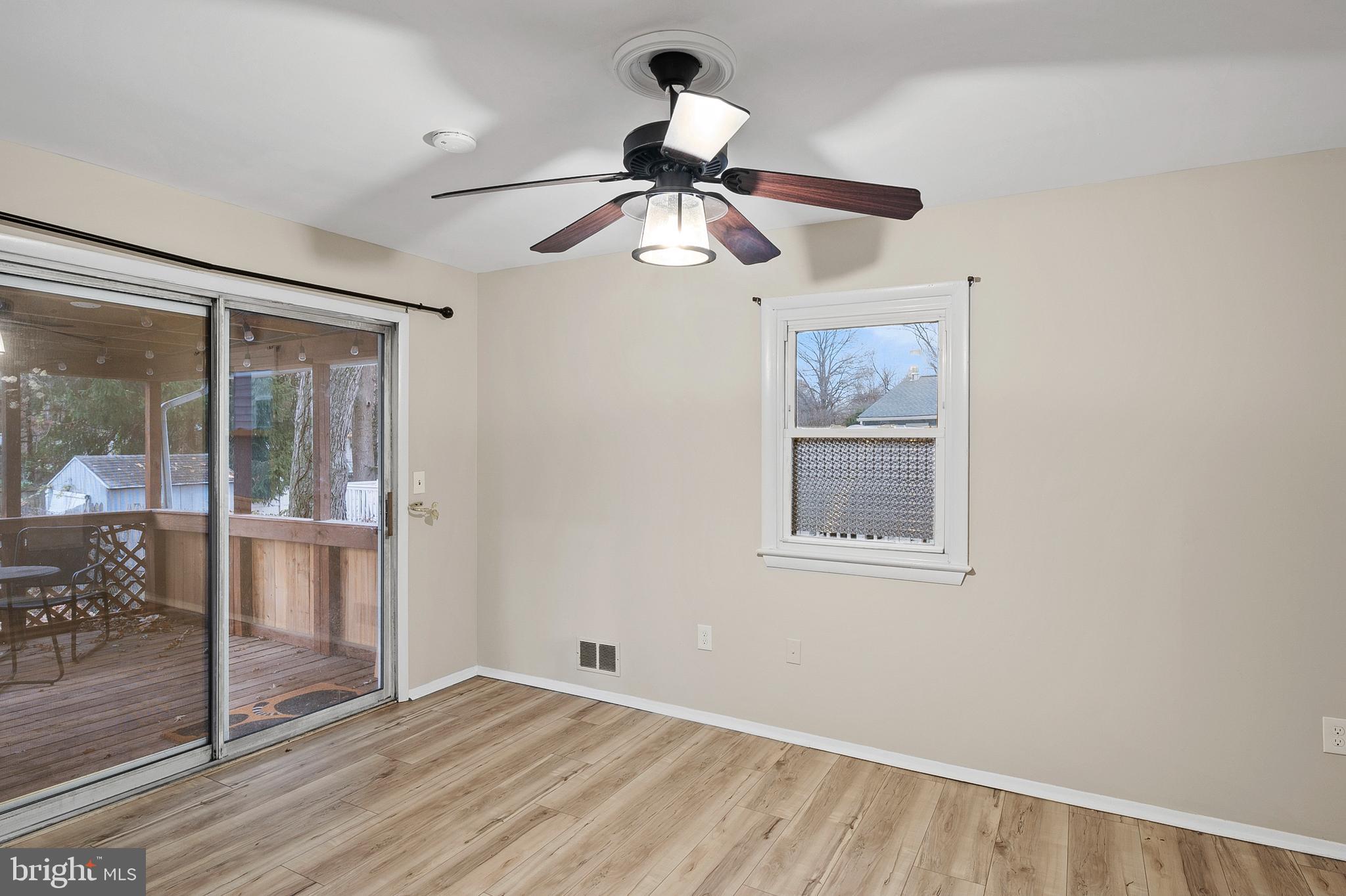 CEDARHURST - Residential