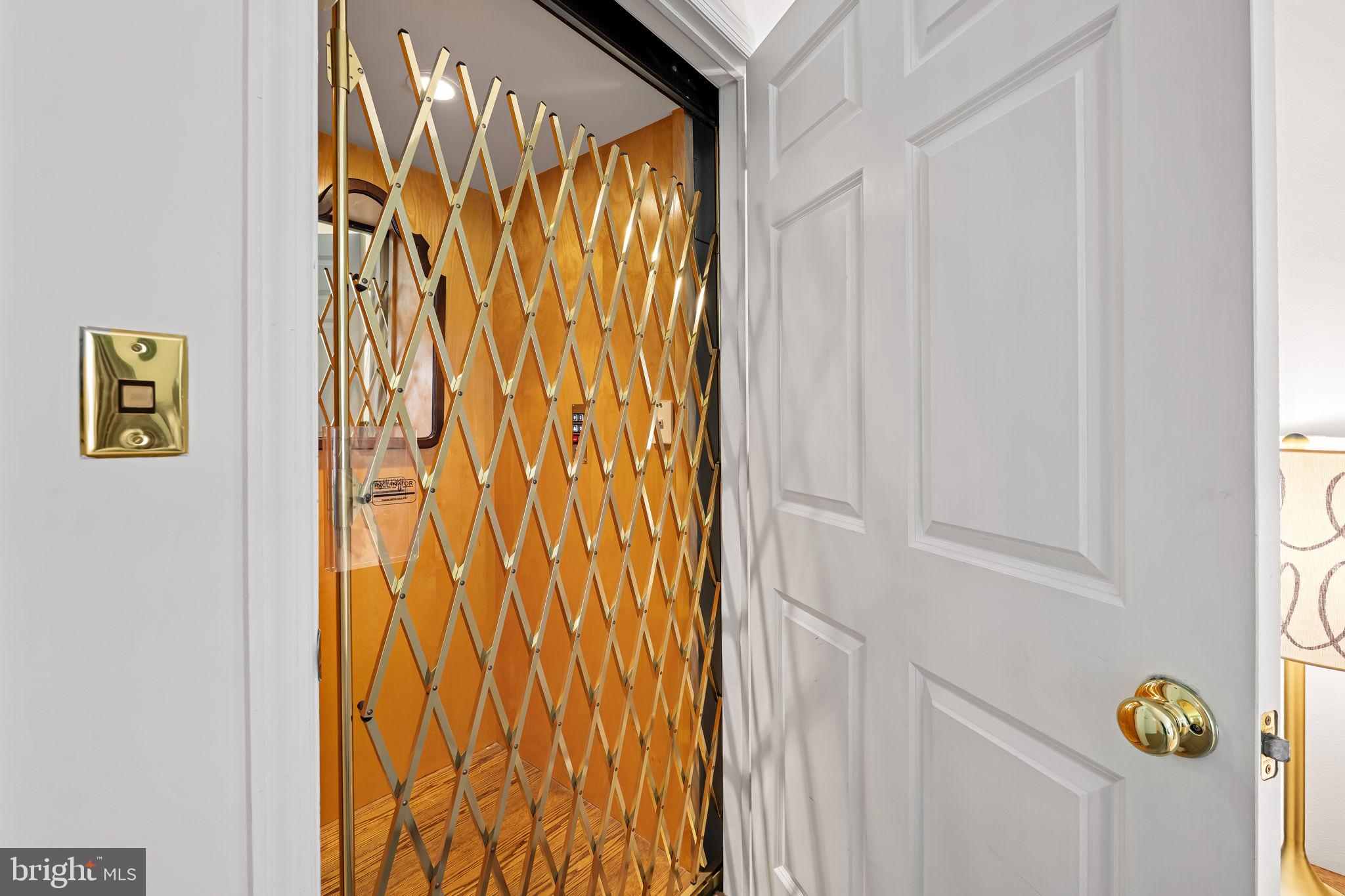 THORNTON WOOD - Residential