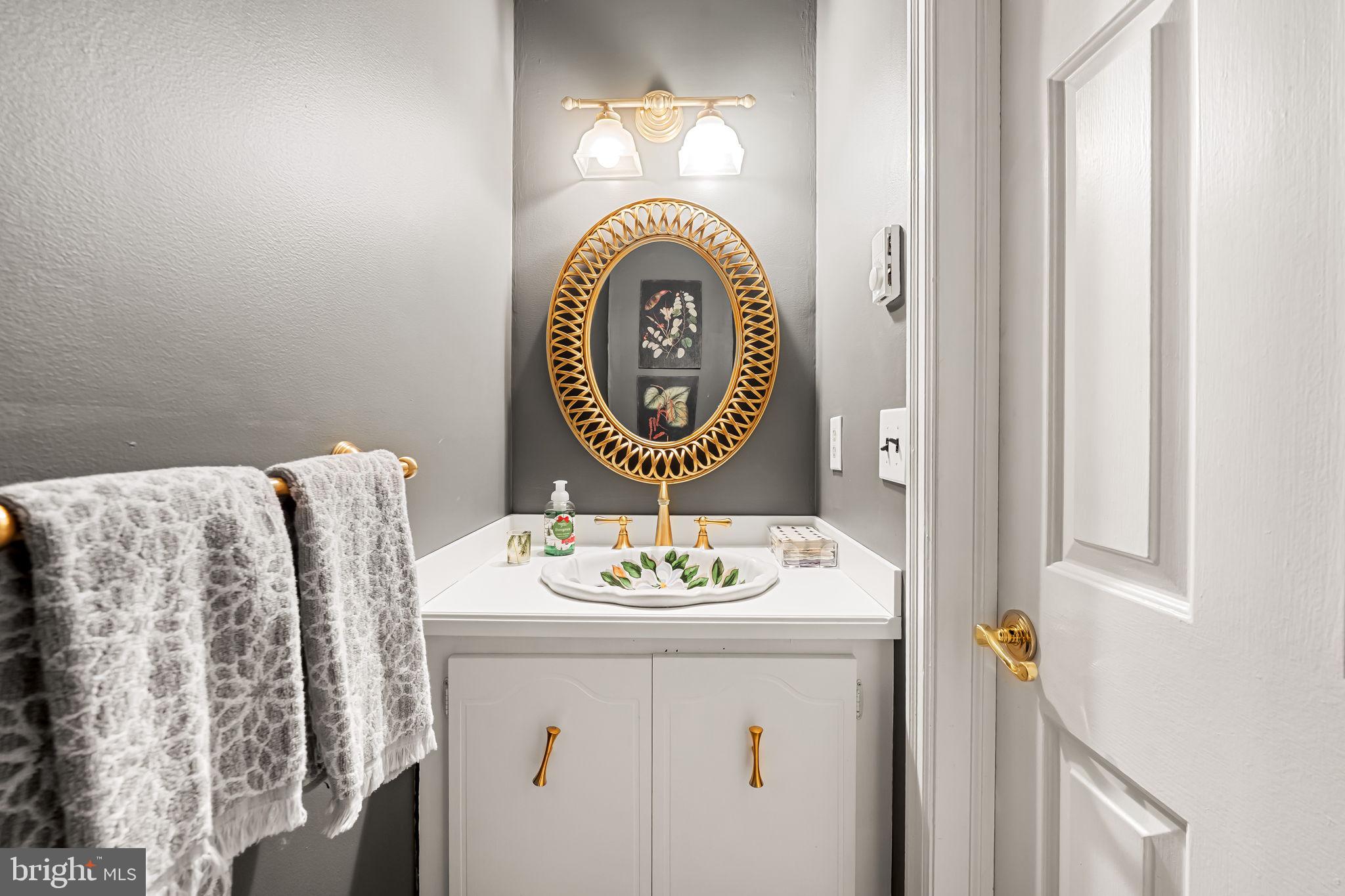 THORNTON WOOD - Residential