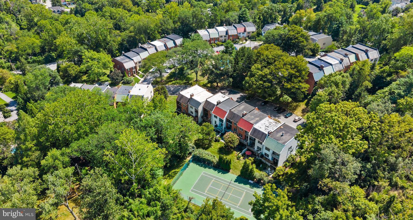 THORNTON WOOD - Residential