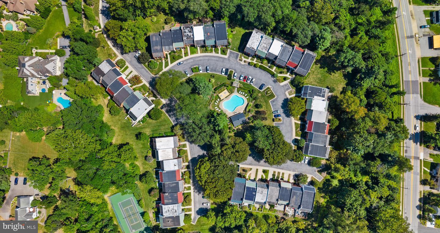 THORNTON WOOD - Residential