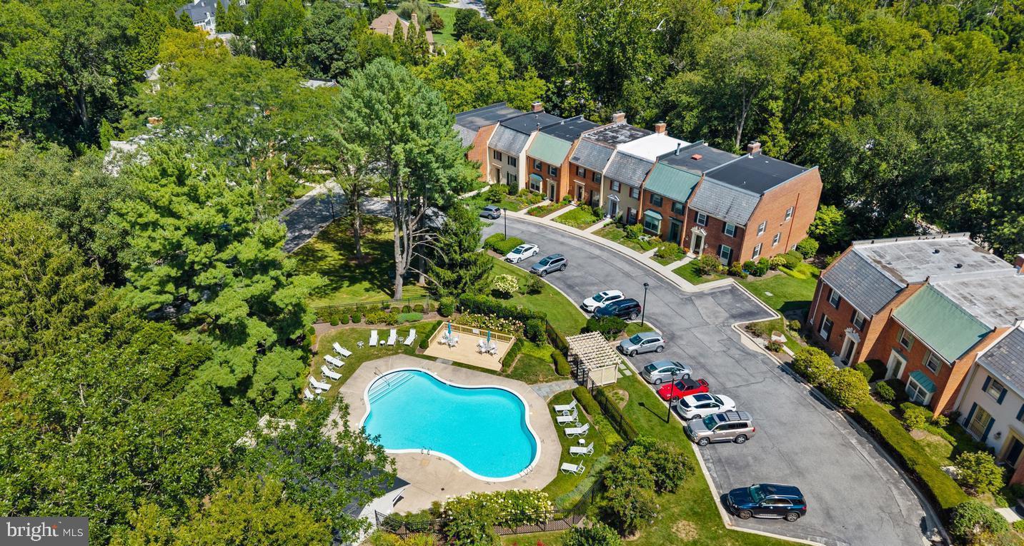 THORNTON WOOD - Residential