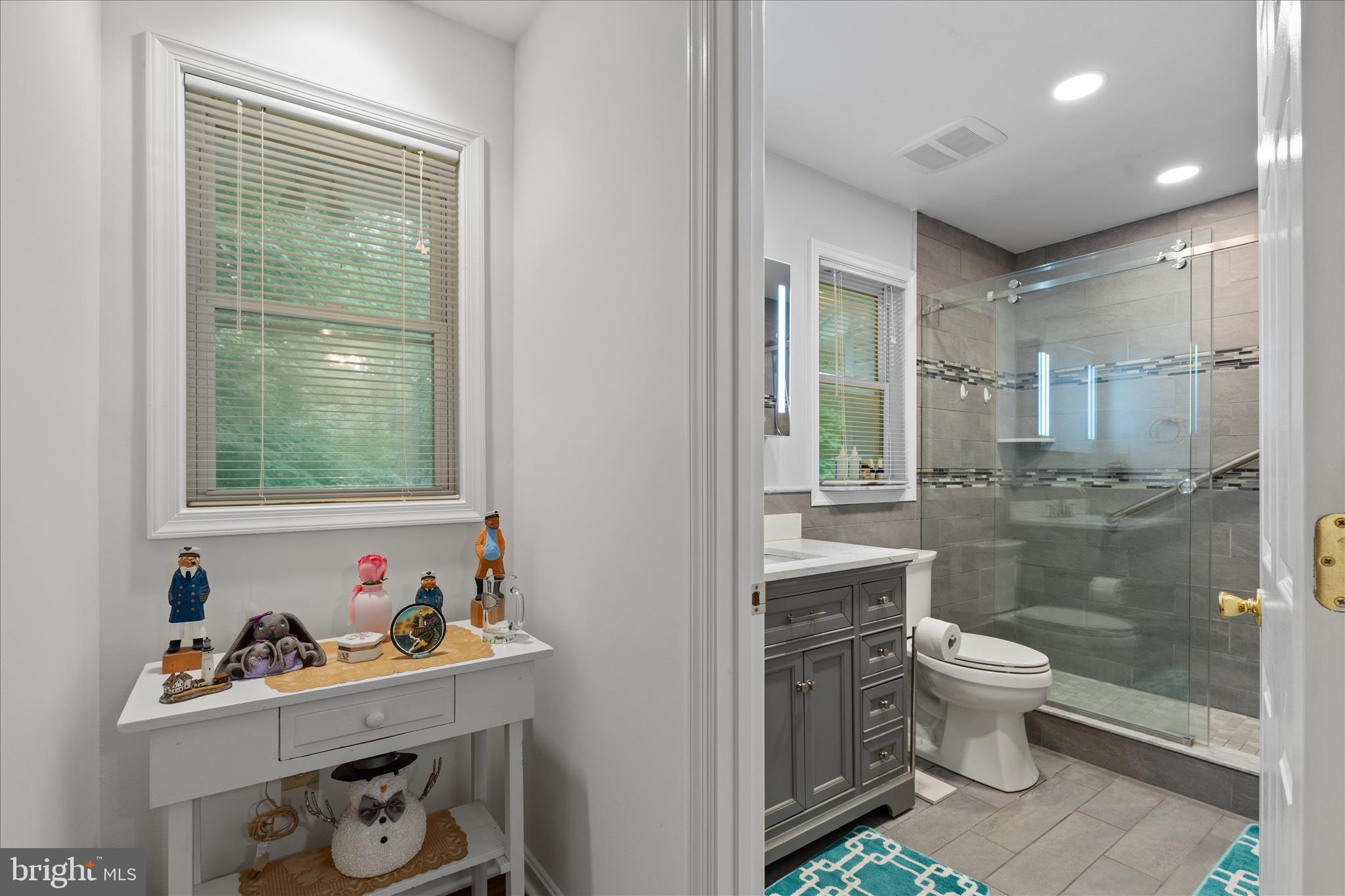 PINEWOOD ACRES - Residential