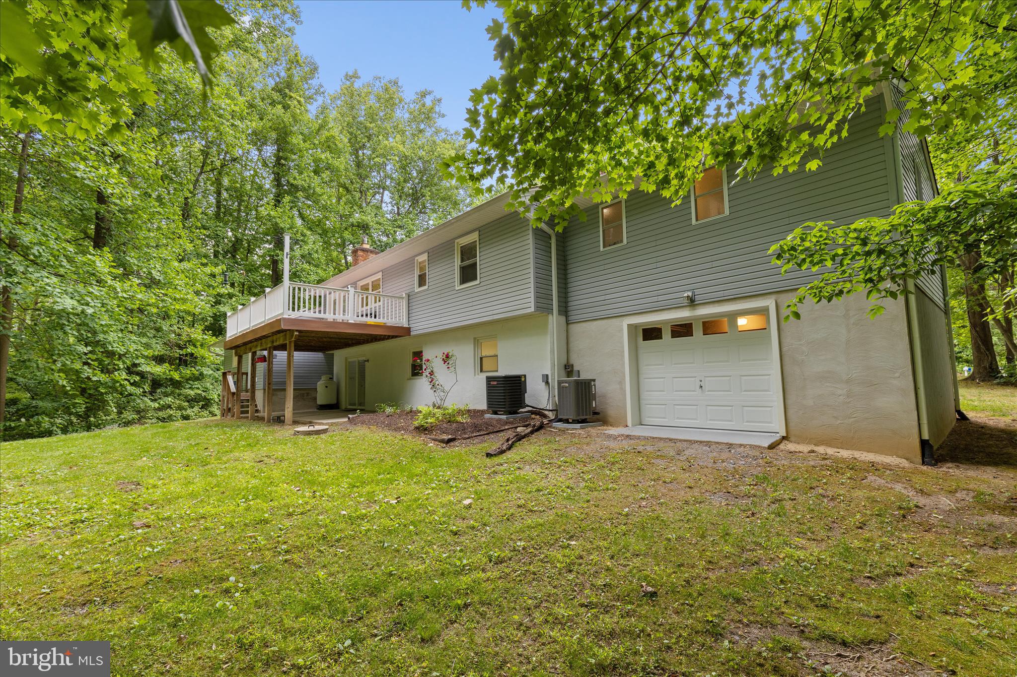 PINEWOOD ACRES - Residential