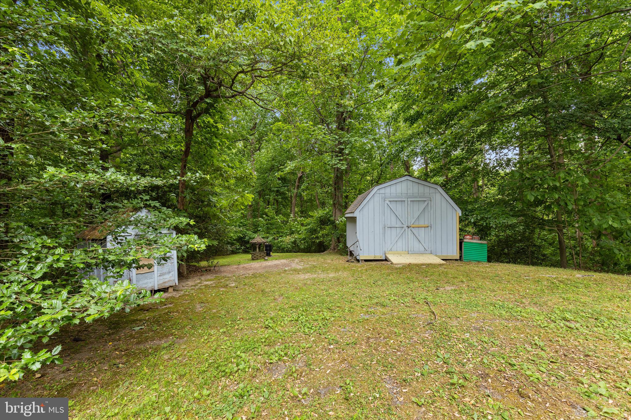 PINEWOOD ACRES - Residential