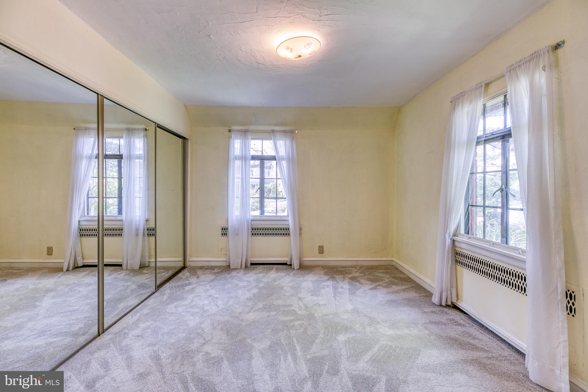 WATERFORD - Residential