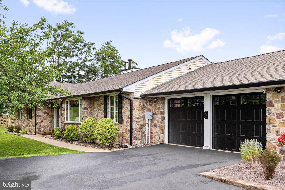 306 CONGO NIANTIC ROAD