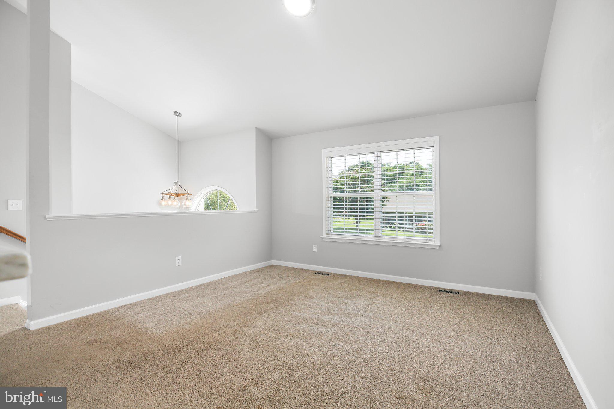 125 DORSEY LANE