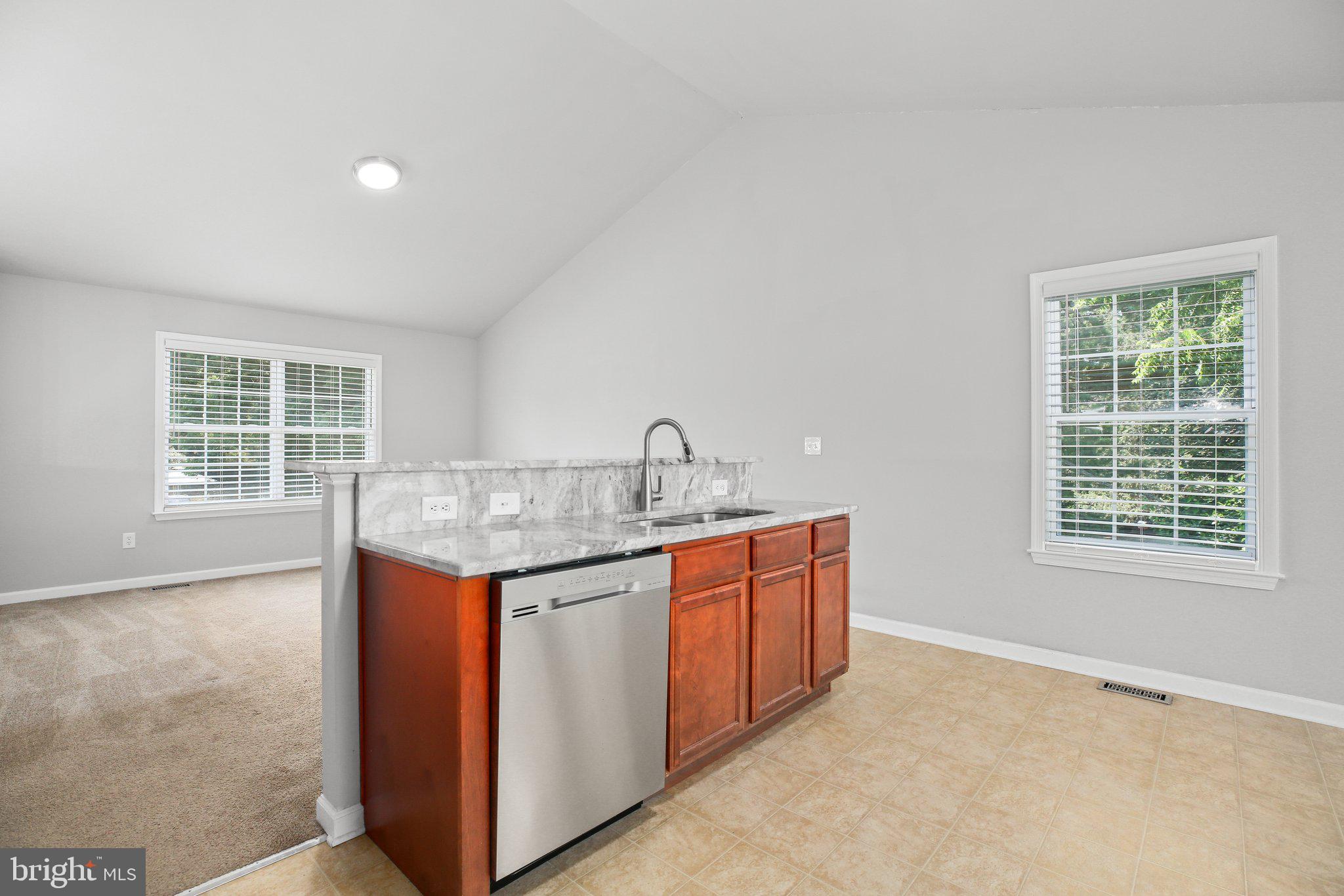 125 DORSEY LANE
