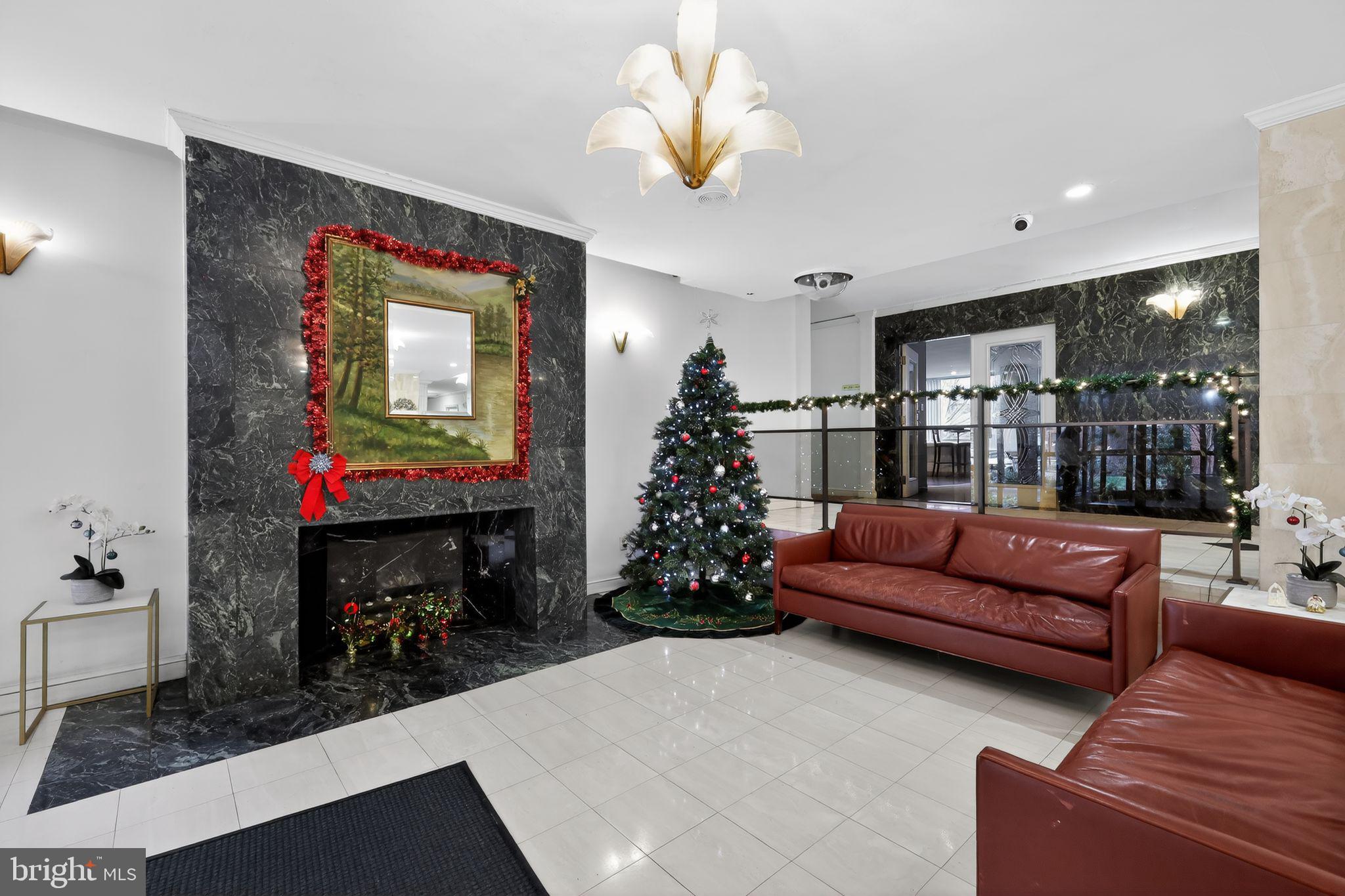 ROSSLYN - Residential