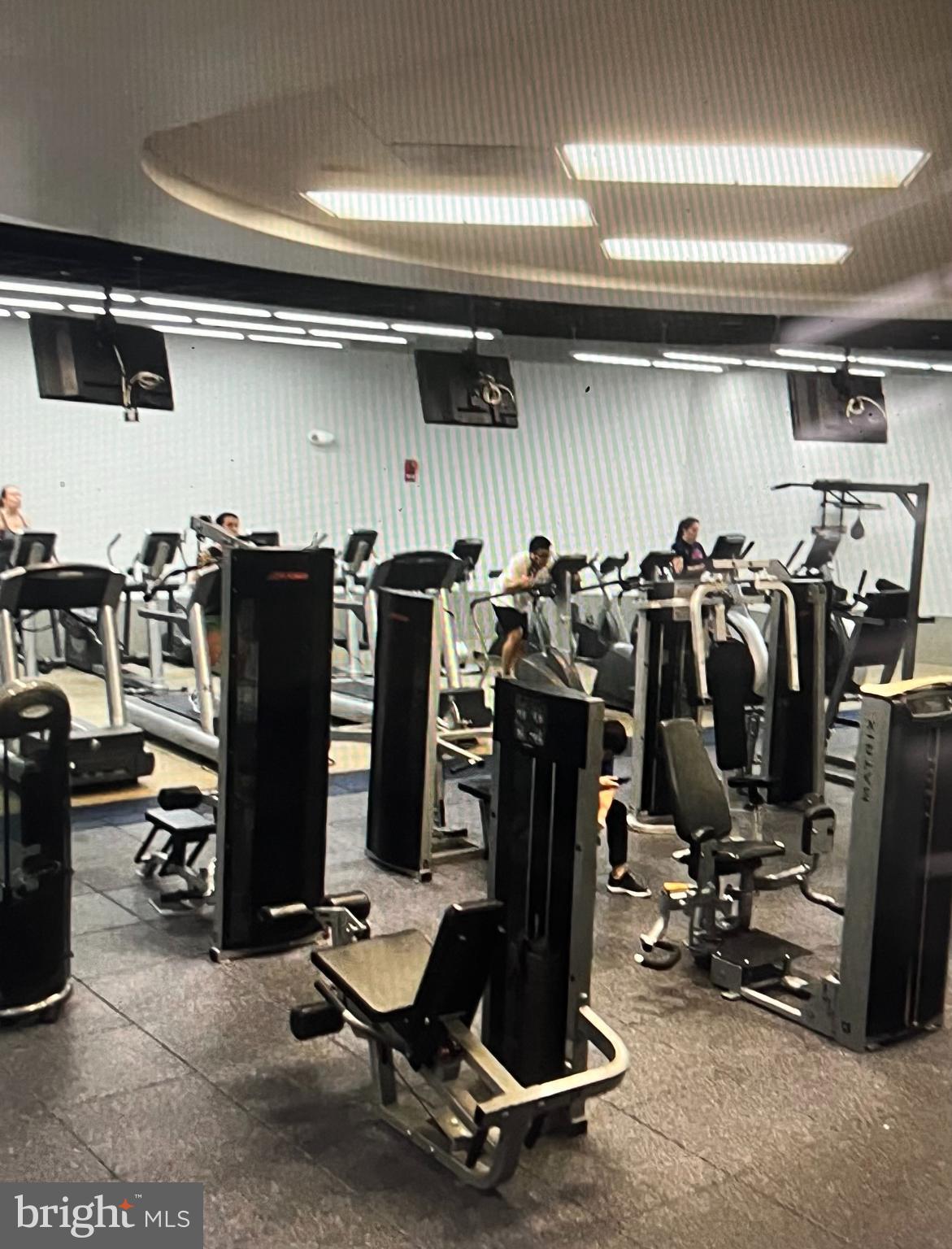 ROSSLYN - Residential