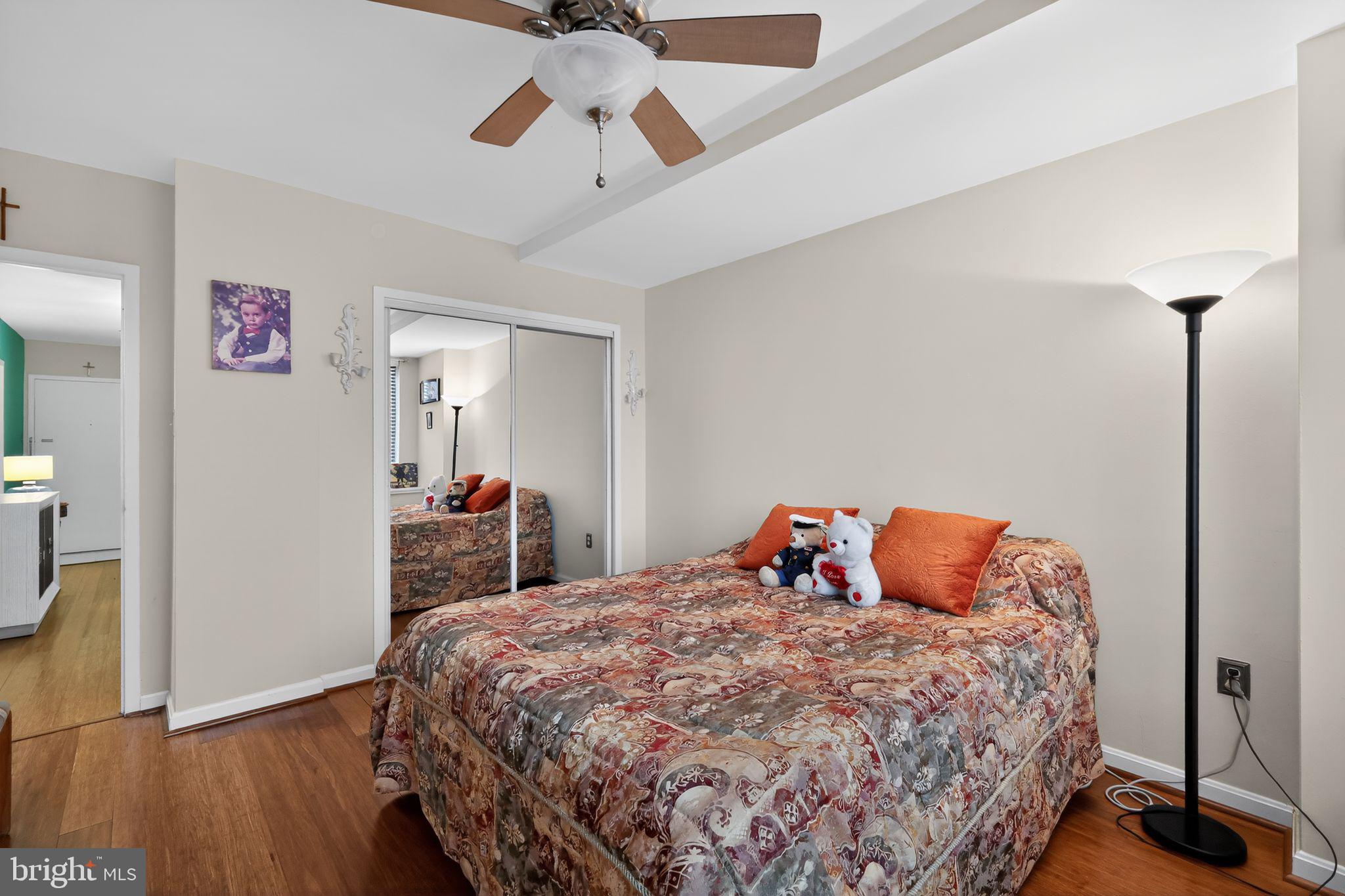 ROSSLYN - Residential