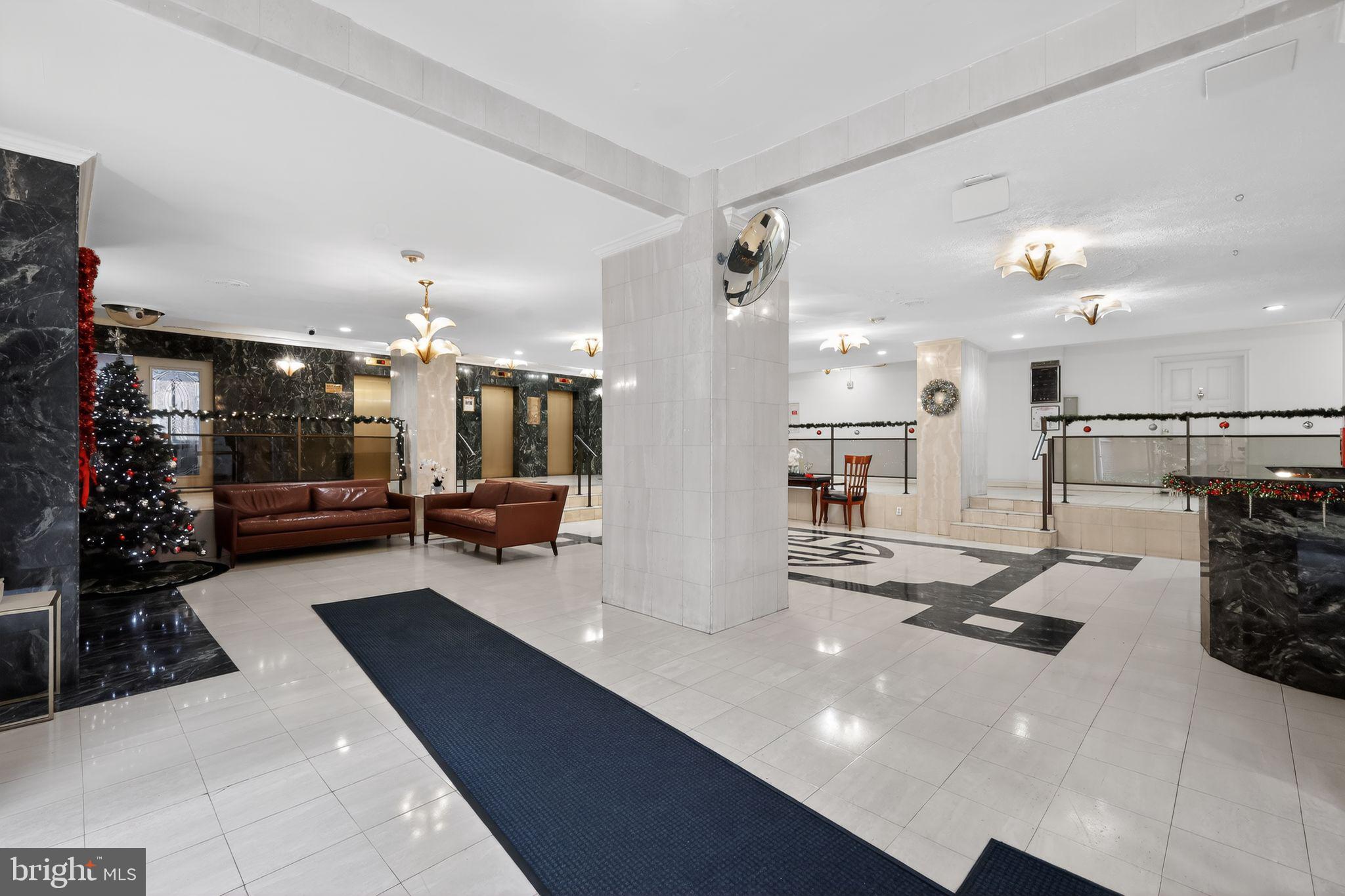 ROSSLYN - Residential